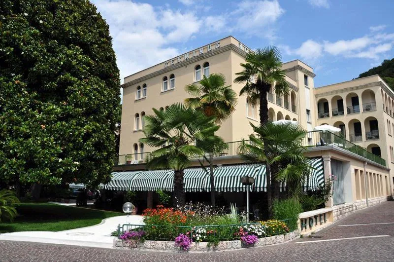 Facade/entrance in Hotel Terminus