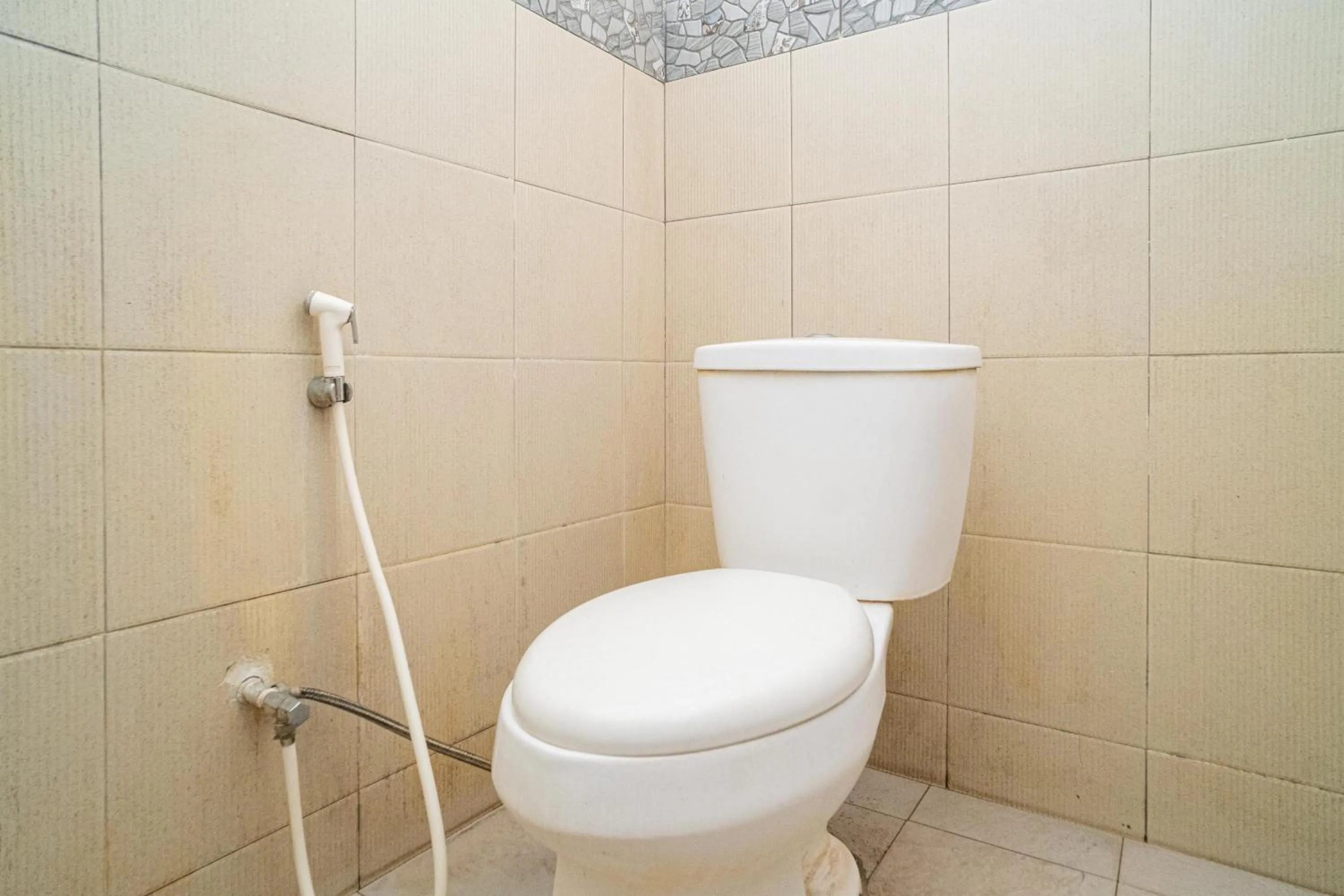 Bathroom in RedDoorz near Cyber Mall