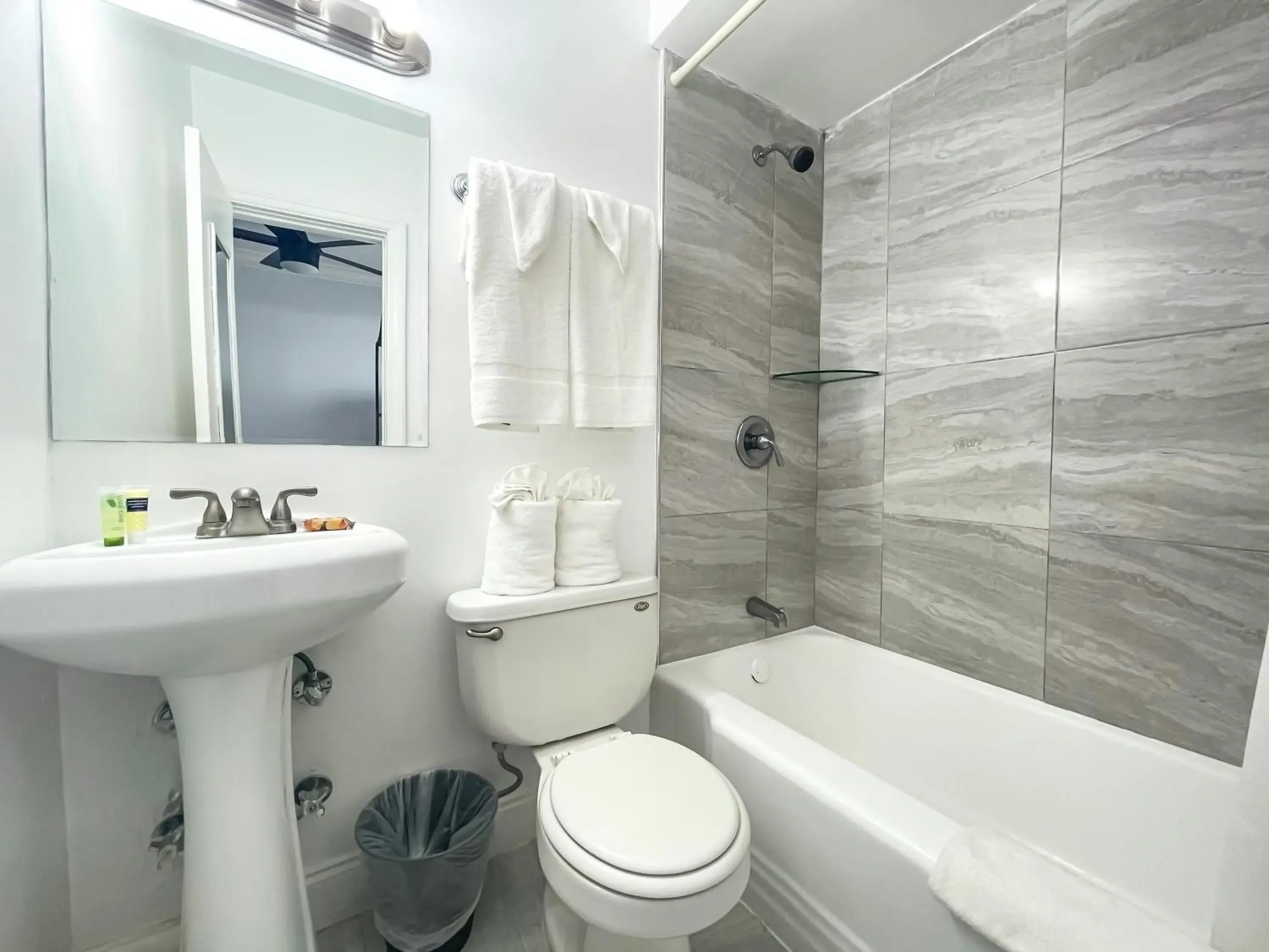 Deluxe Studio in Paradise Oceanfront by HBH Deluxe Studio in Paradise Oceanfront by HBH