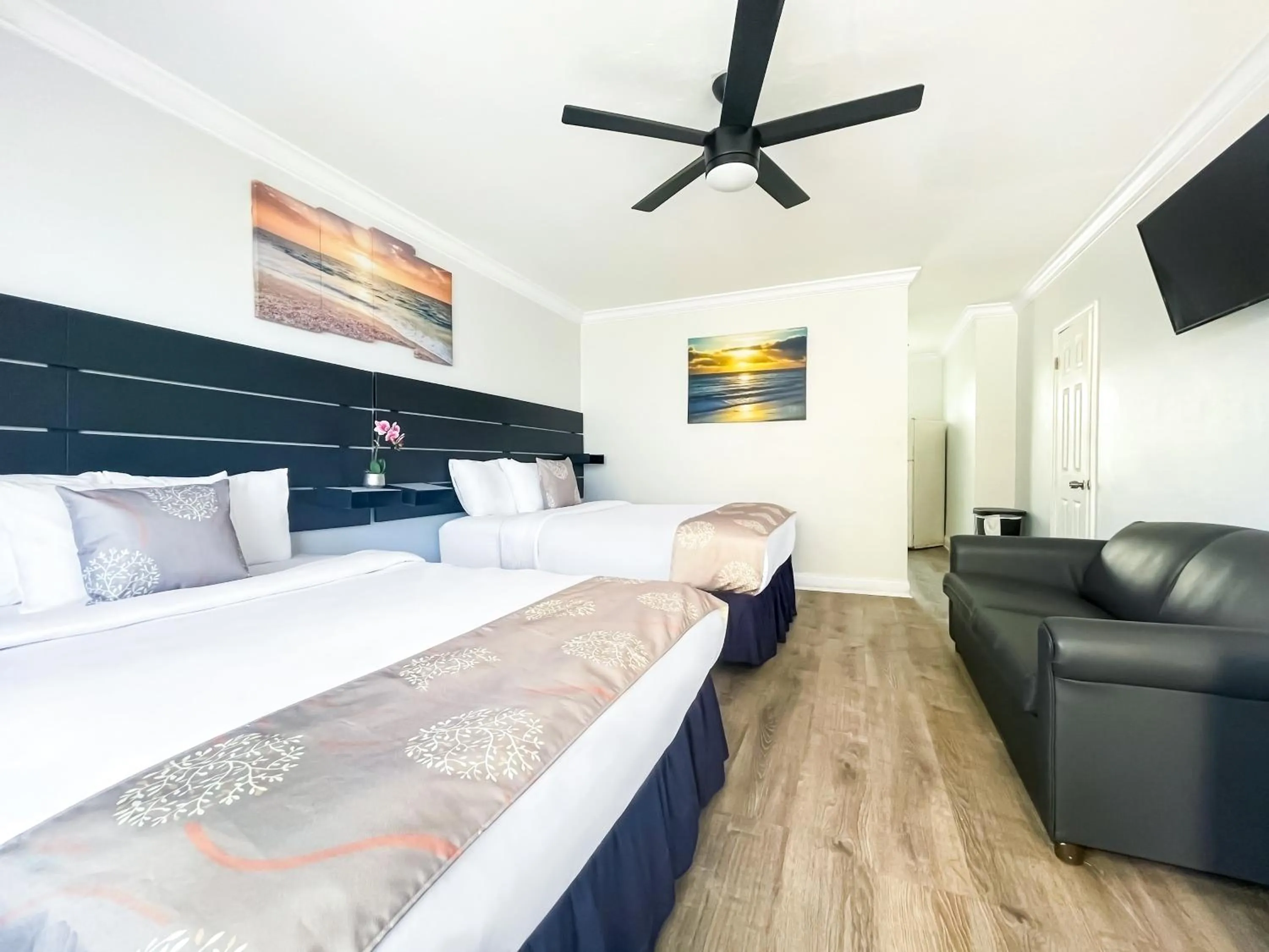 Bedroom, Bed in Paradise Oceanfront by HBH