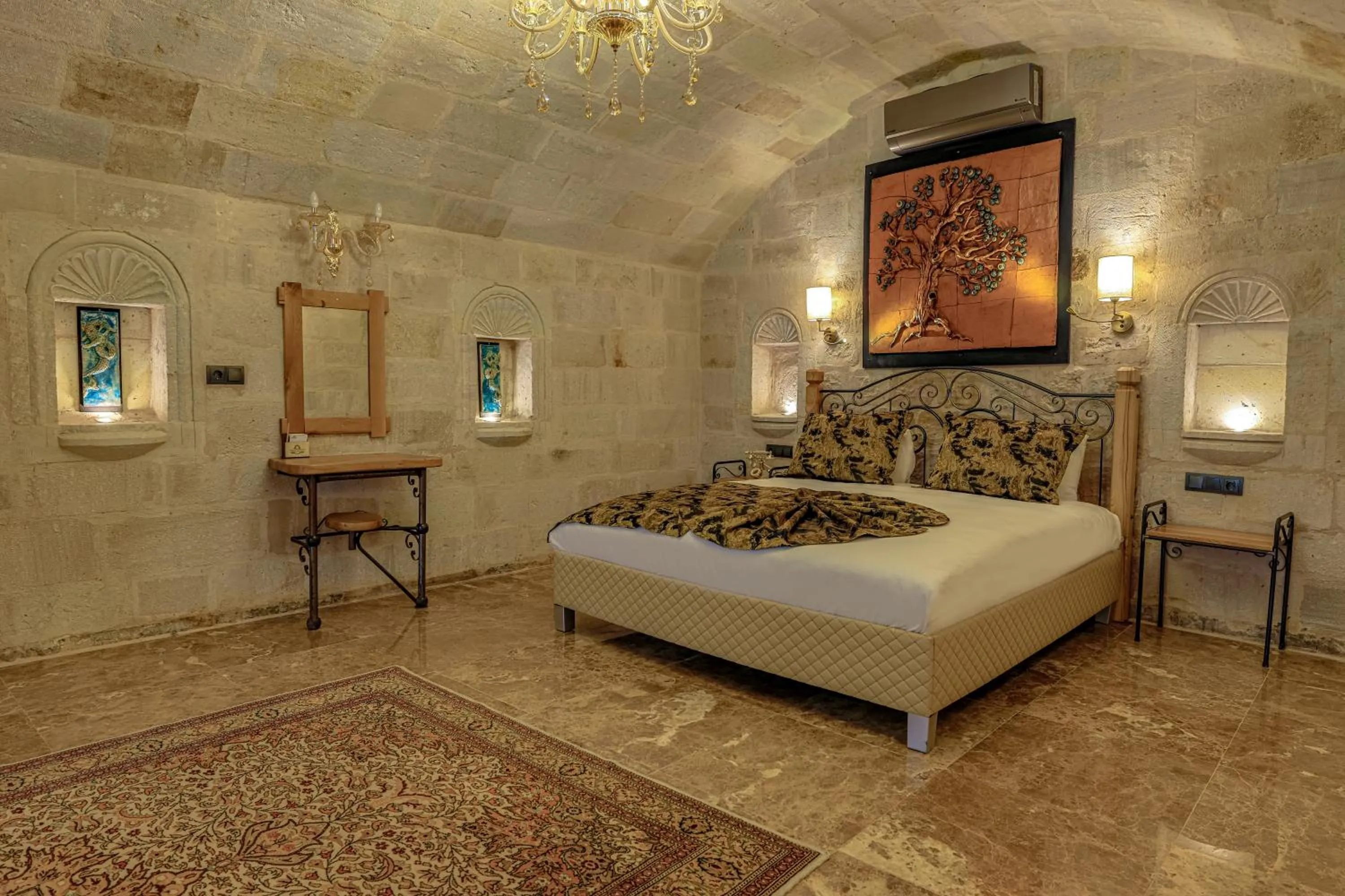 Bed in Göreme Cave Suites