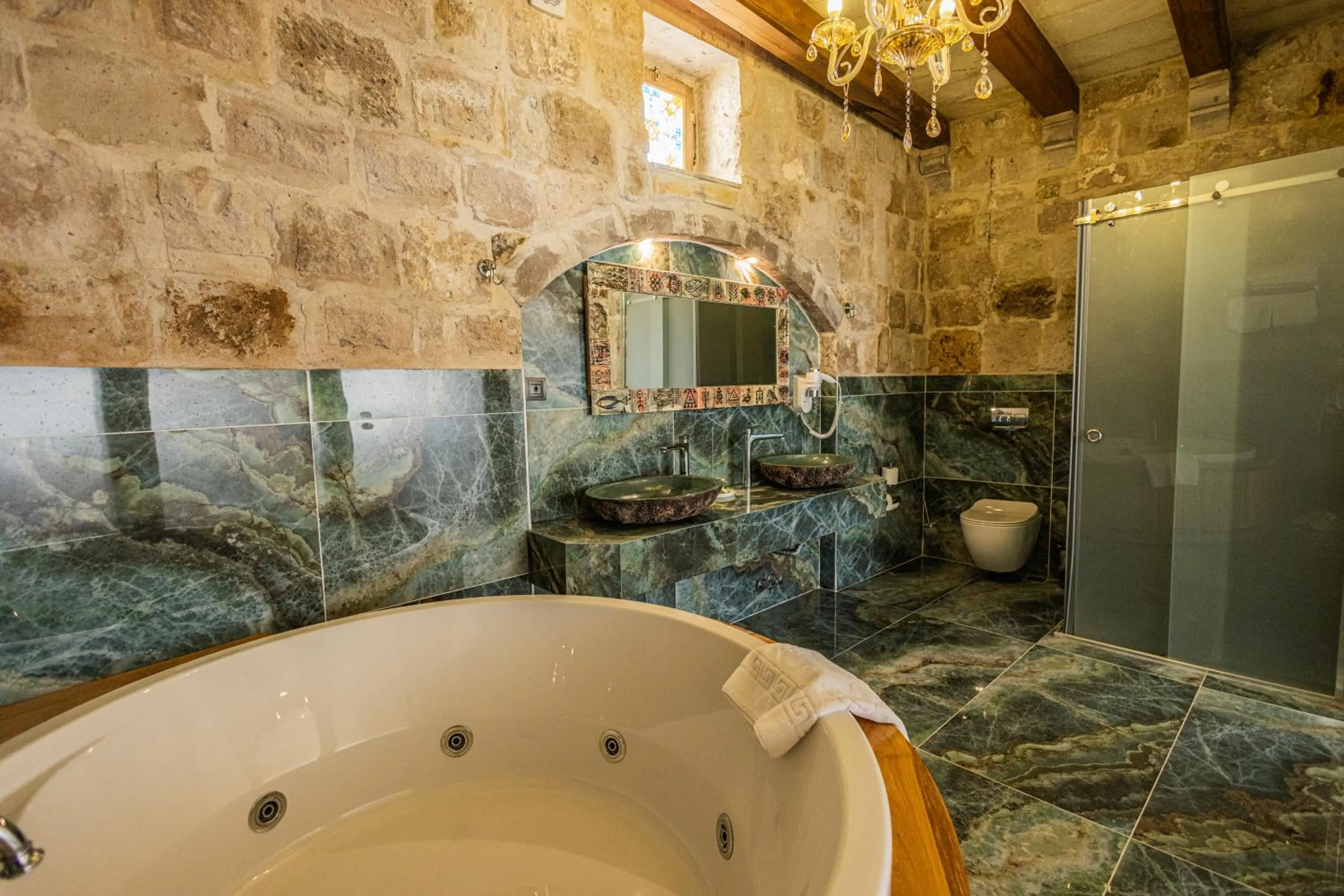 Shower in Göreme Cave Suites