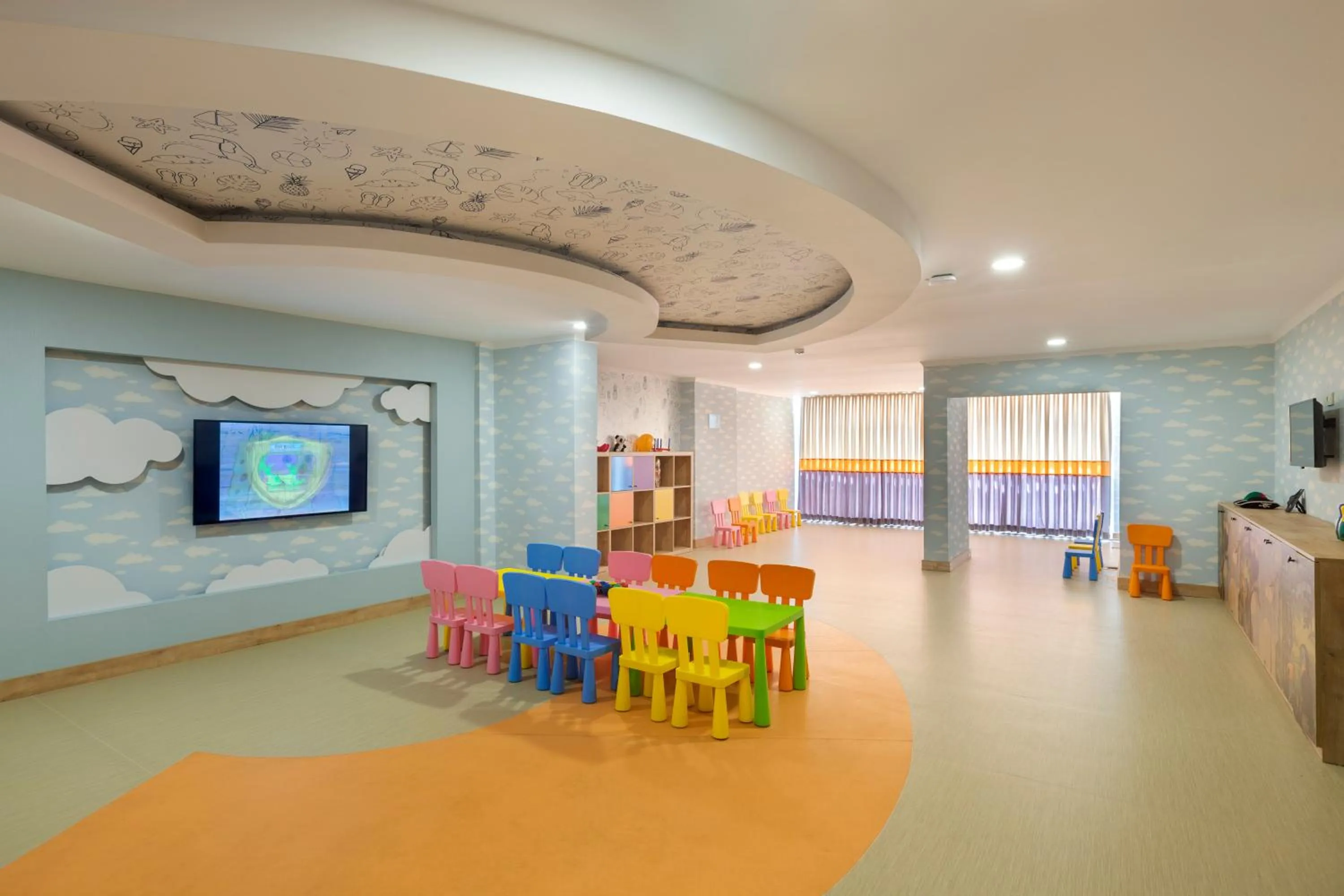 TV and multimedia in Euphoria Comfort Beach Alanya