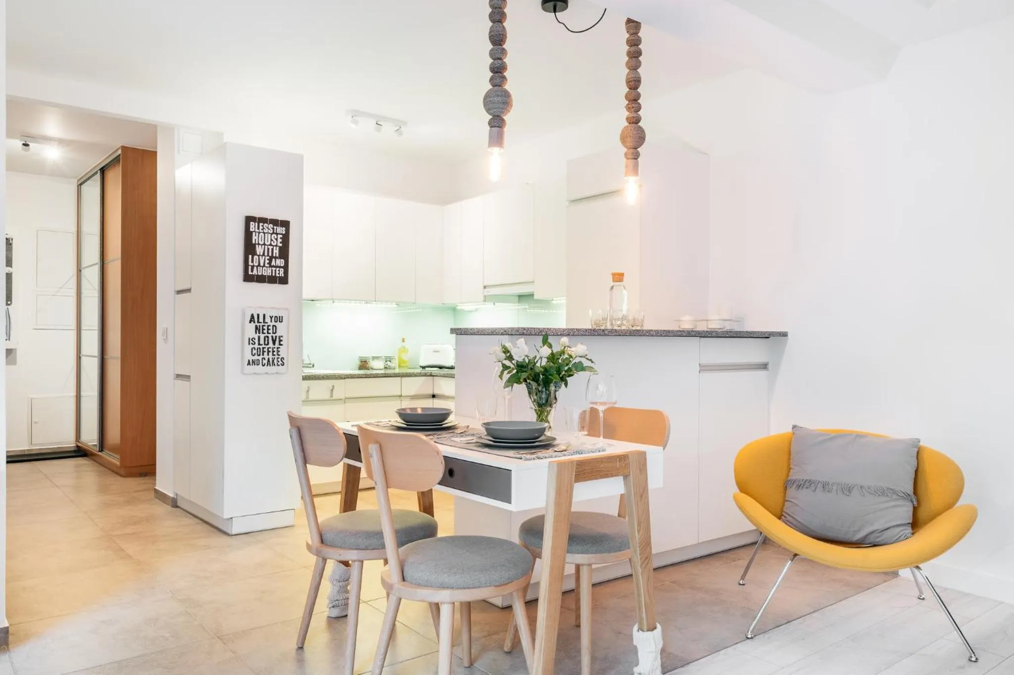 Kitchen or kitchenette in Downtown Apartment - LoftAffair