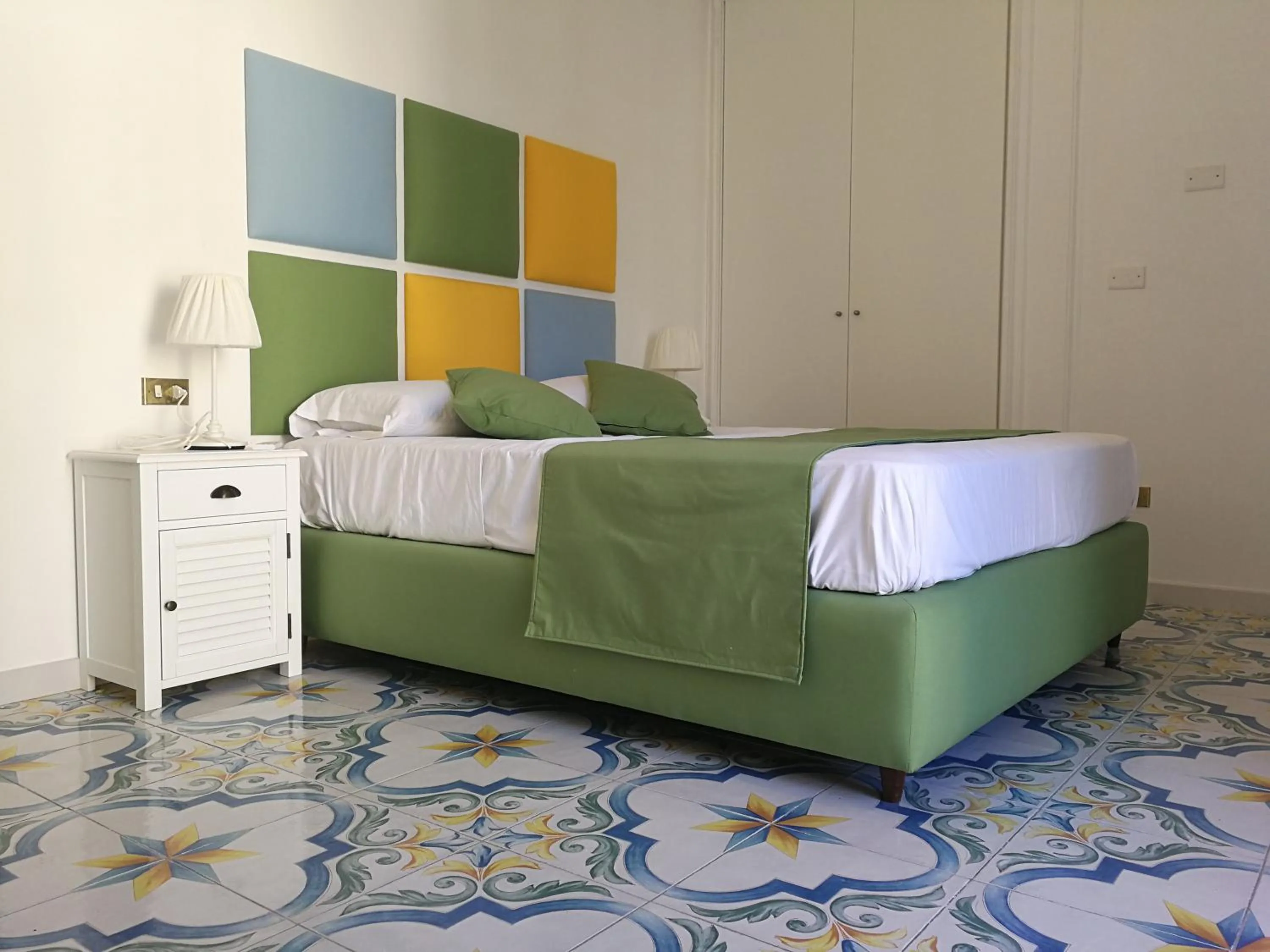 Bed in SuiteNapoliSantaLucia