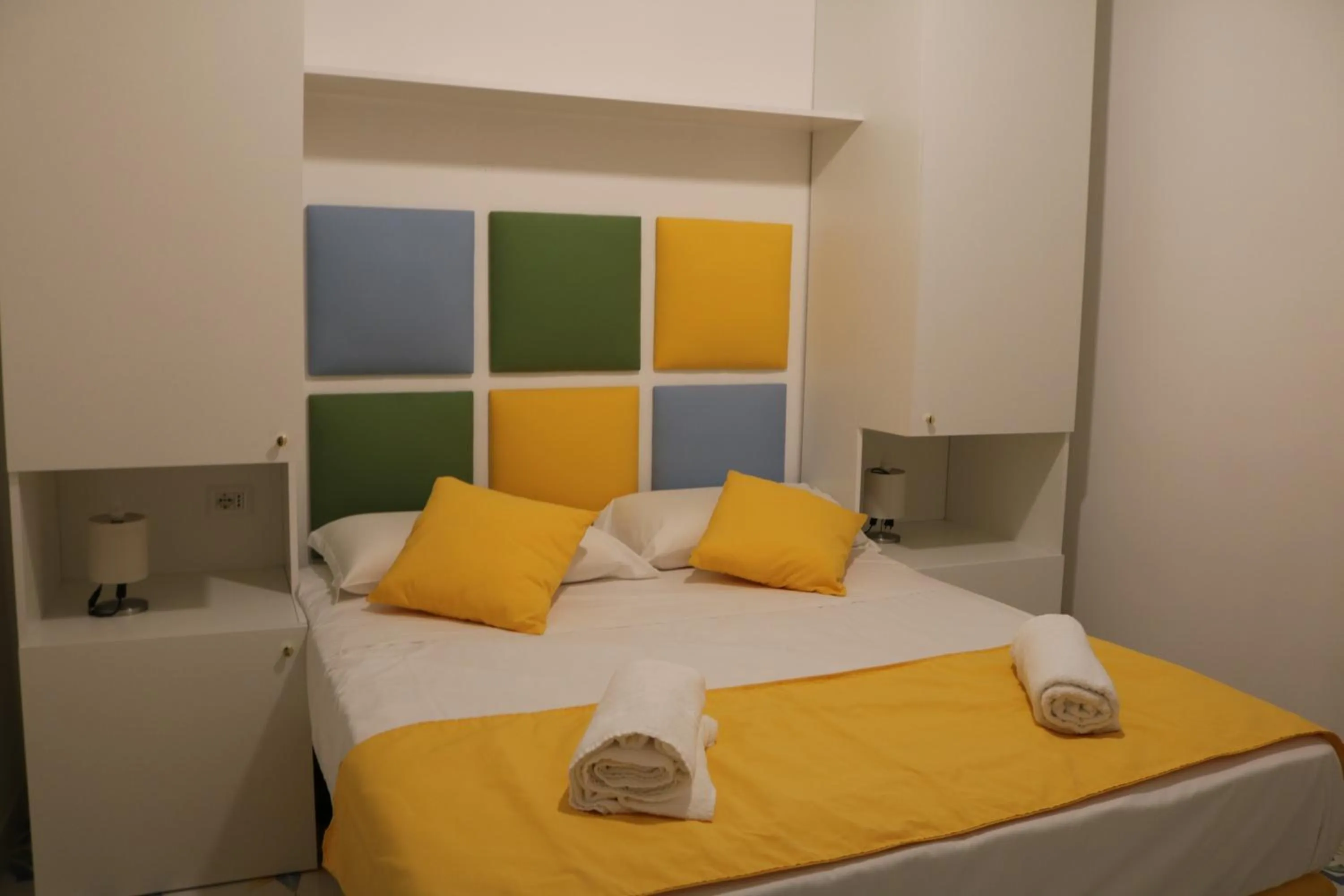 Bed in SuiteNapoliSantaLucia