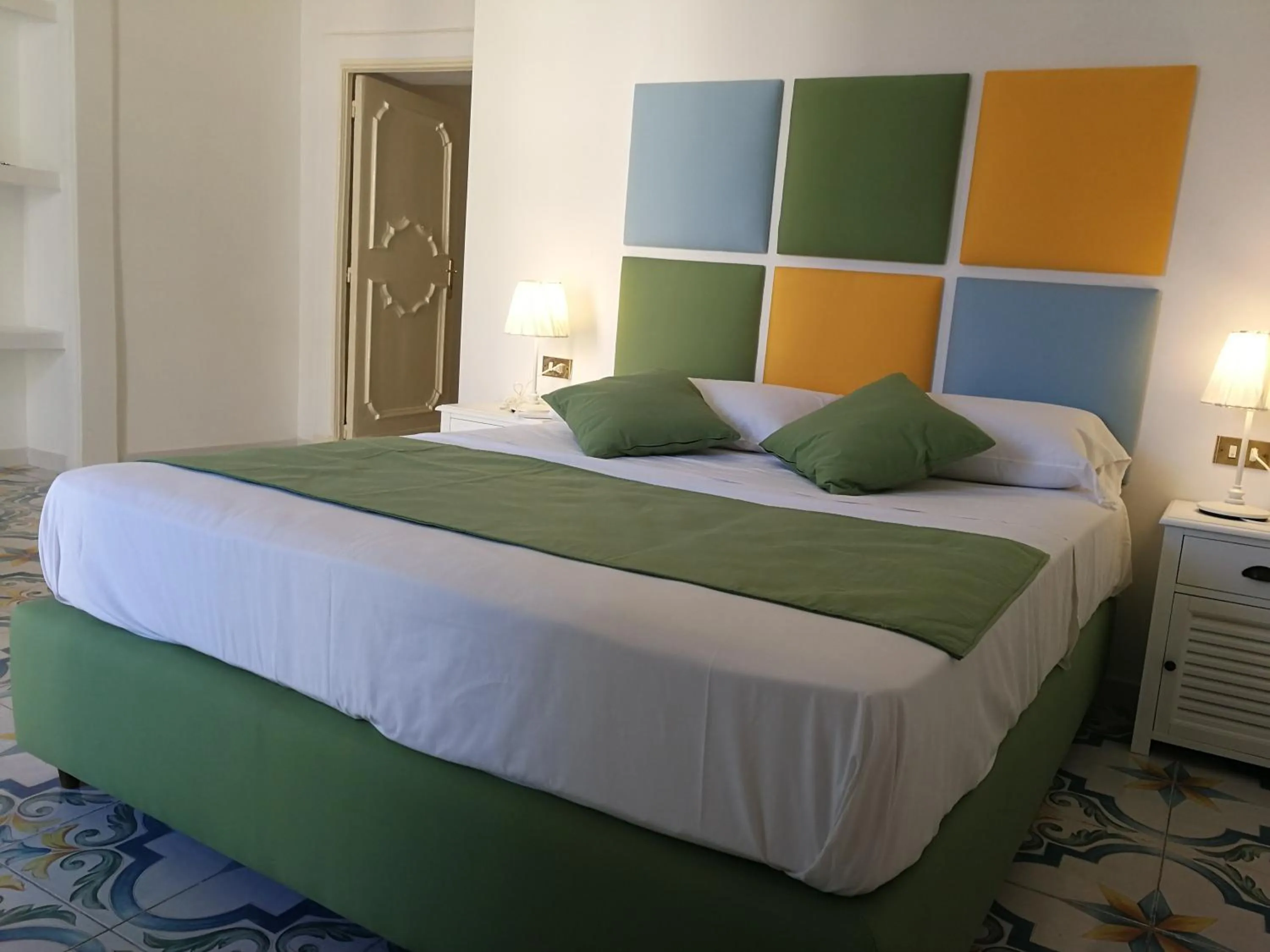 Bed in SuiteNapoliSantaLucia