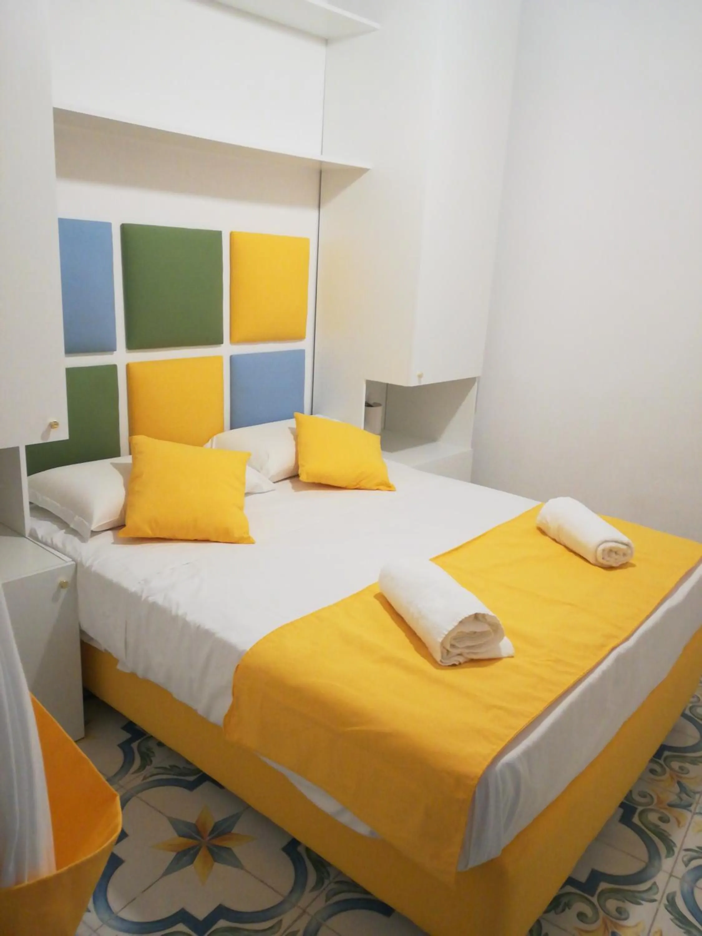 Bed in SuiteNapoliSantaLucia