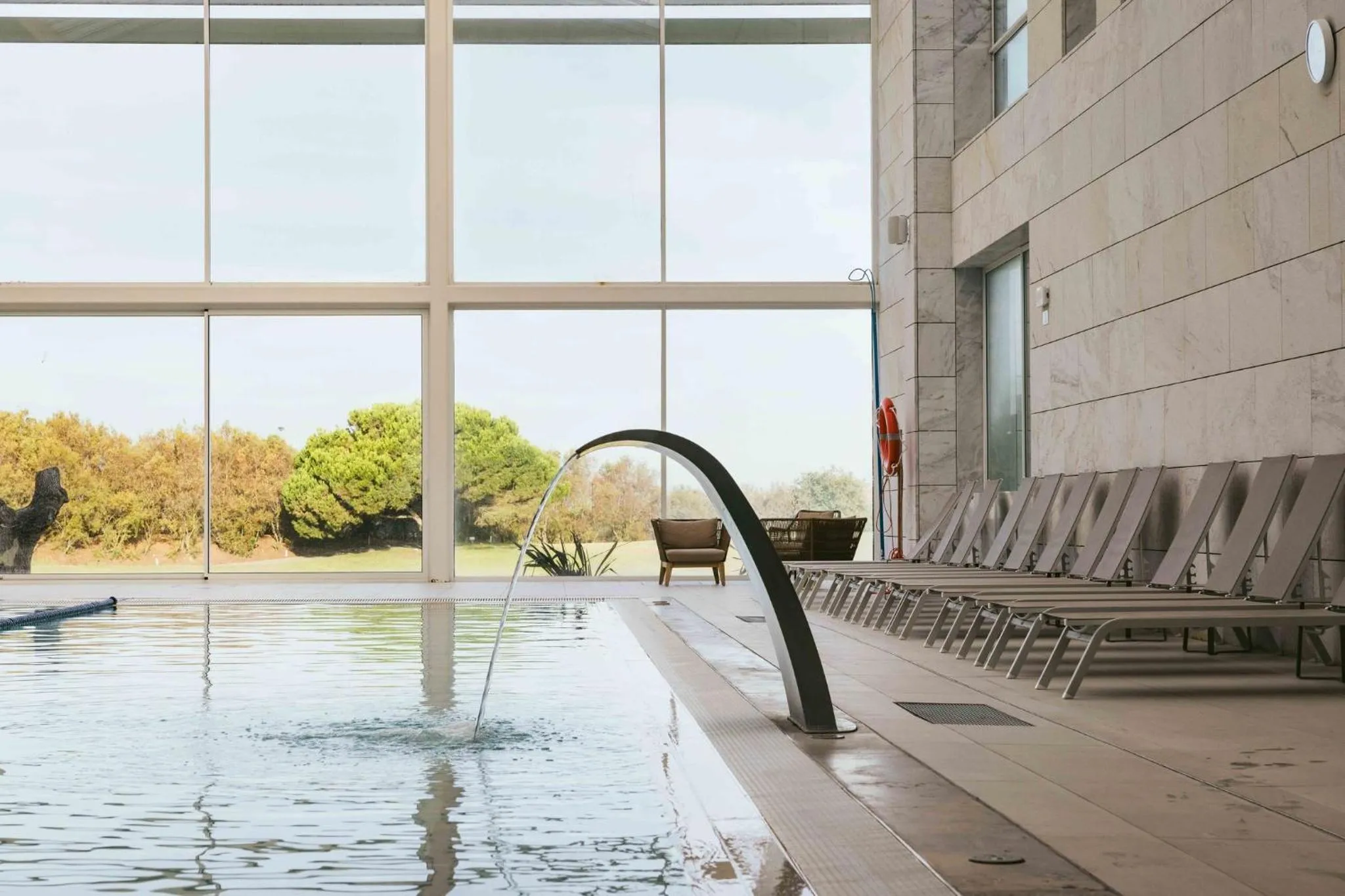 Swimming pool in Crowne Plaza - Caparica Lisbon