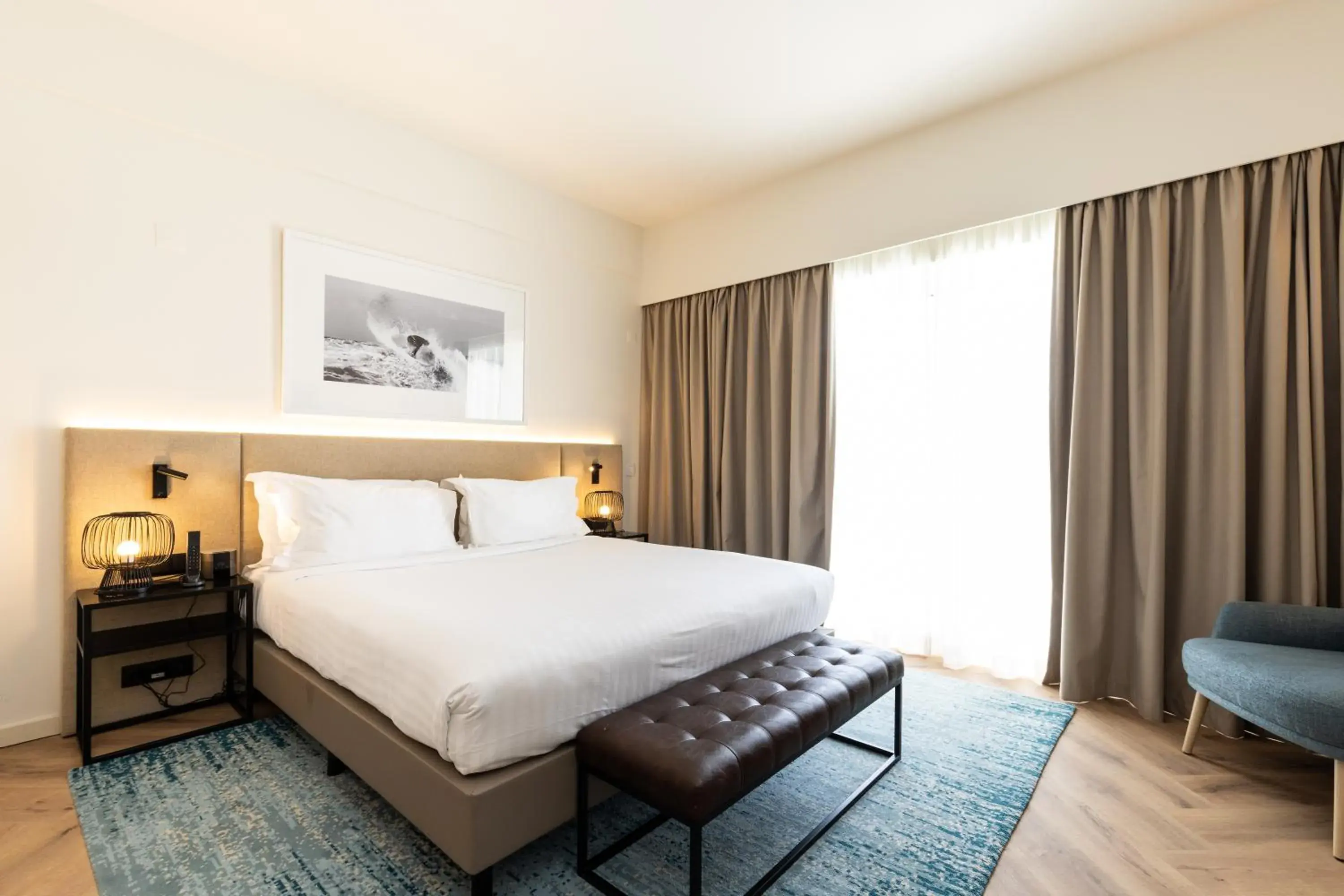 Premium King Room with Balcony and Sea View in Crowne Plaza - Caparica Lisbon Premium King Room with Balcony and Sea View in Crowne Plaza - Caparica Lisbon