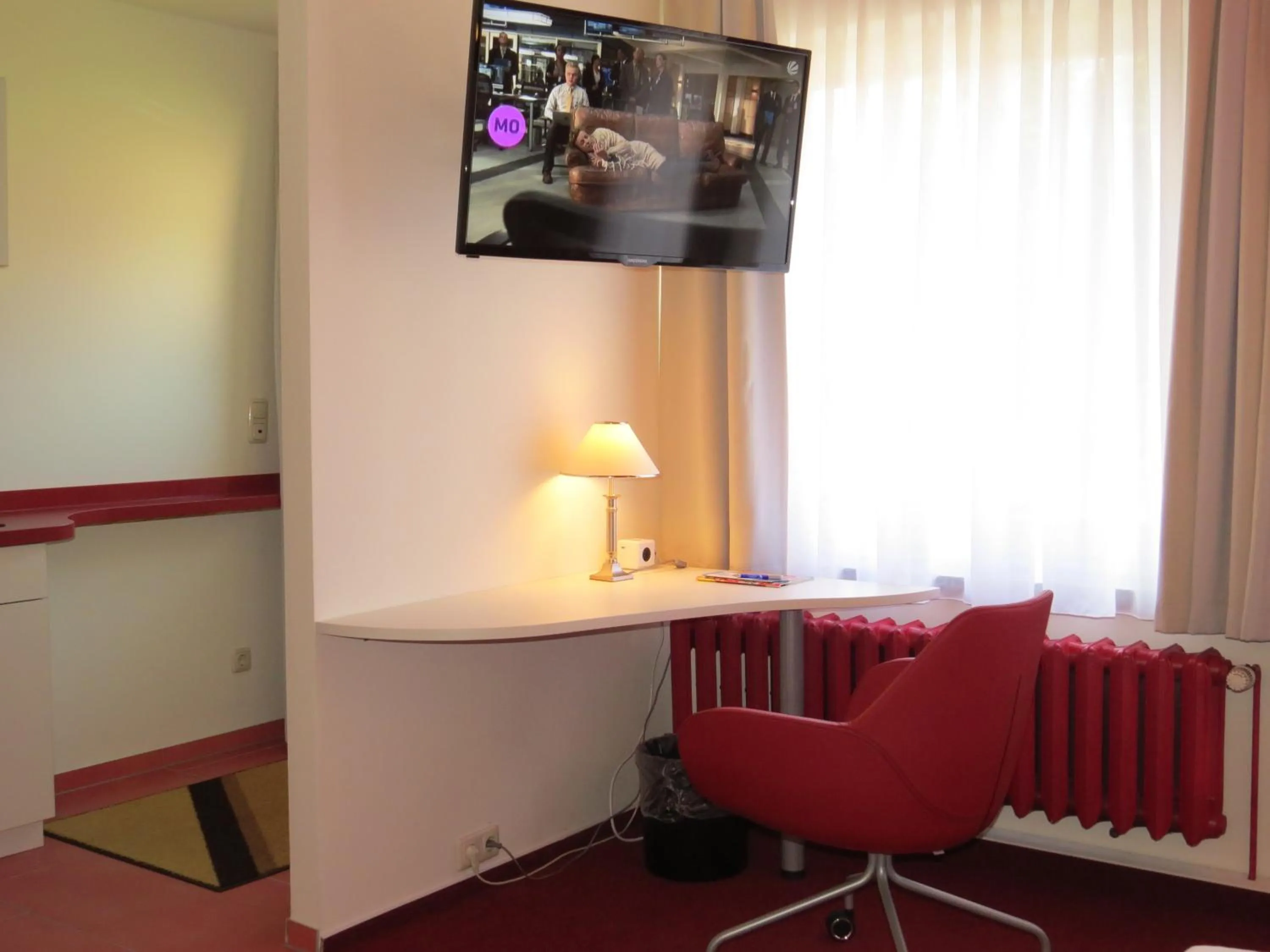 TV and multimedia in KA&KA Hotel Garni