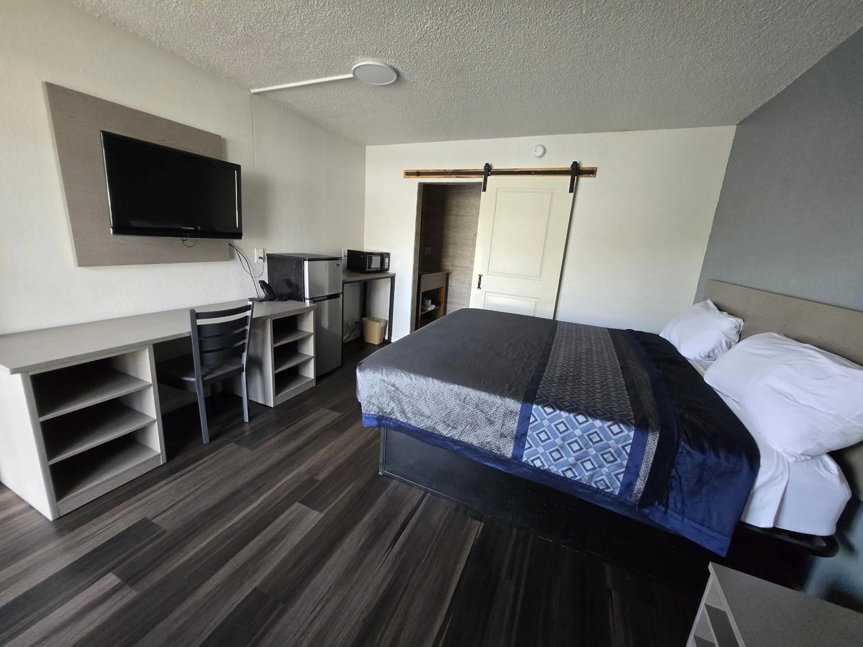 Bed in Stay Inn - Bartow