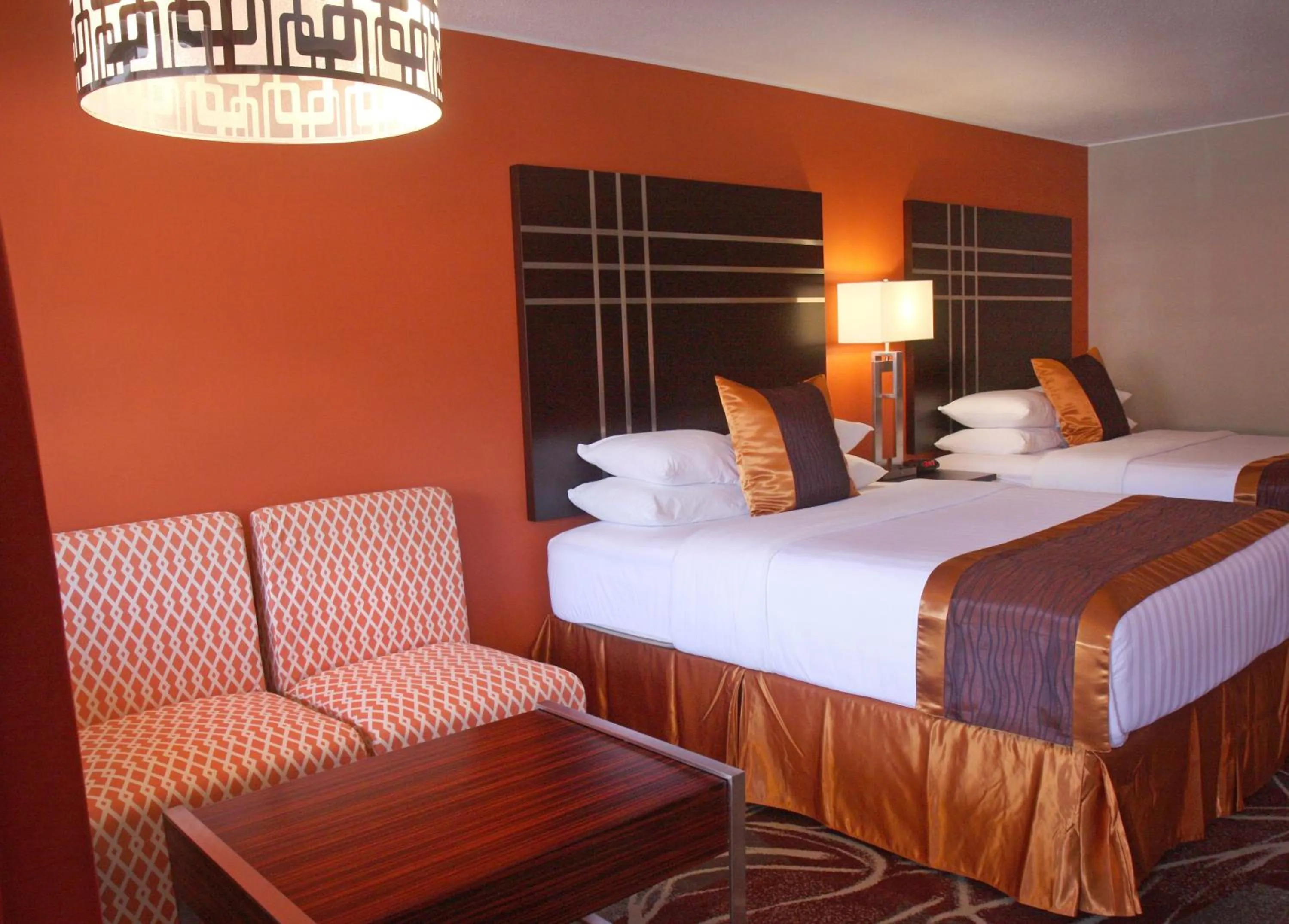 Photo of the whole room, Bed in Gateway Inn and Suites