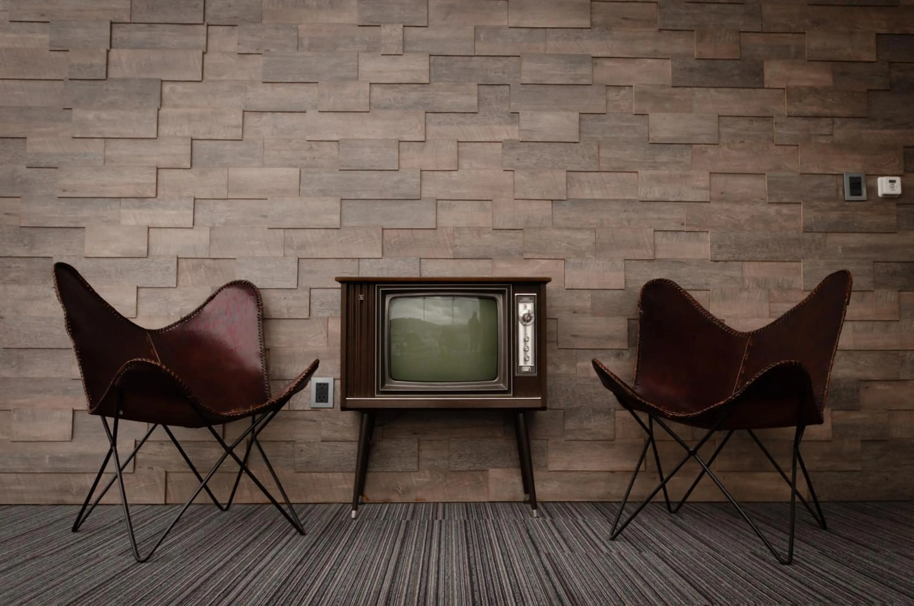 Decorative detail in Hotel Mitru Sur