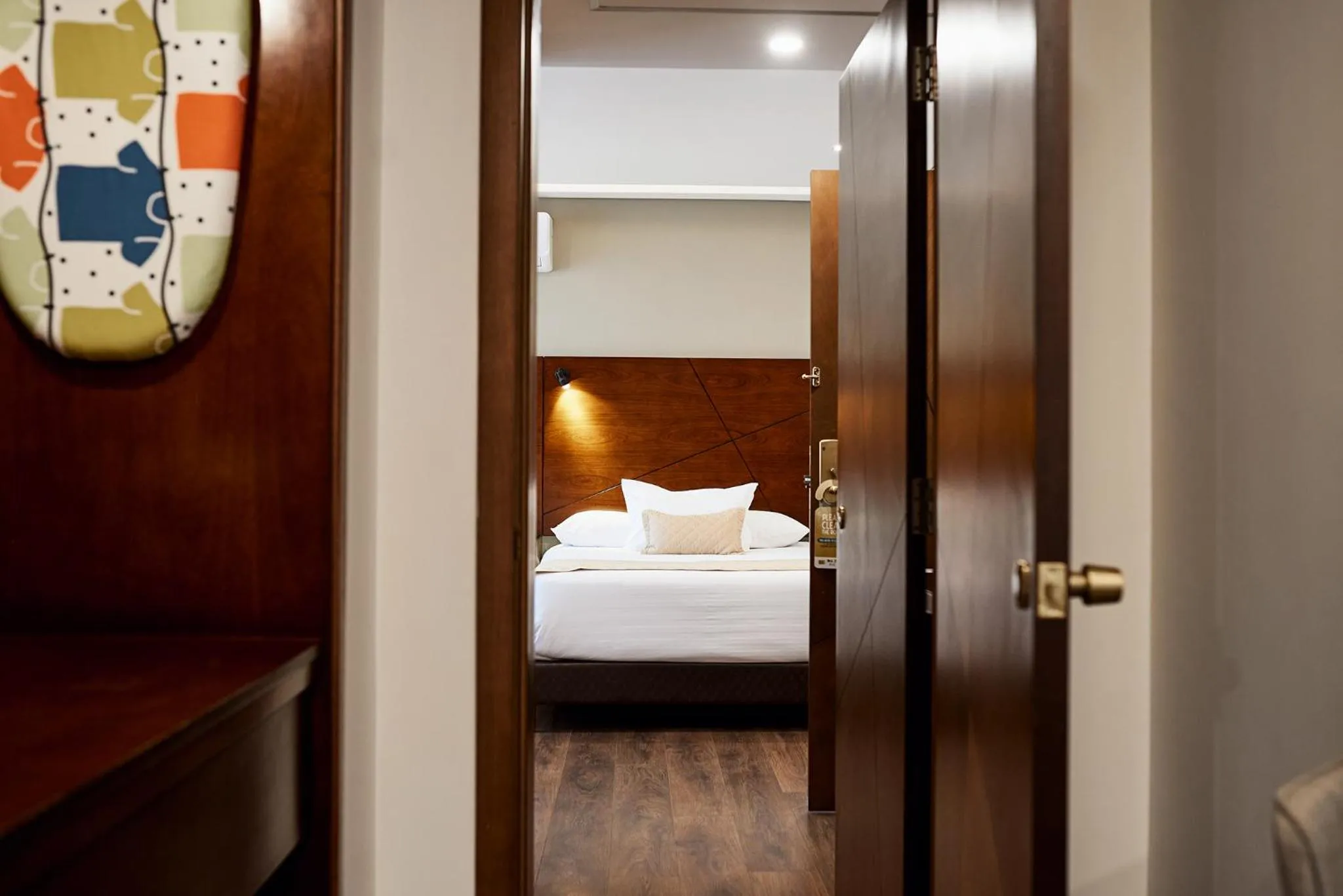 Bed in Hotel Mitru Sur