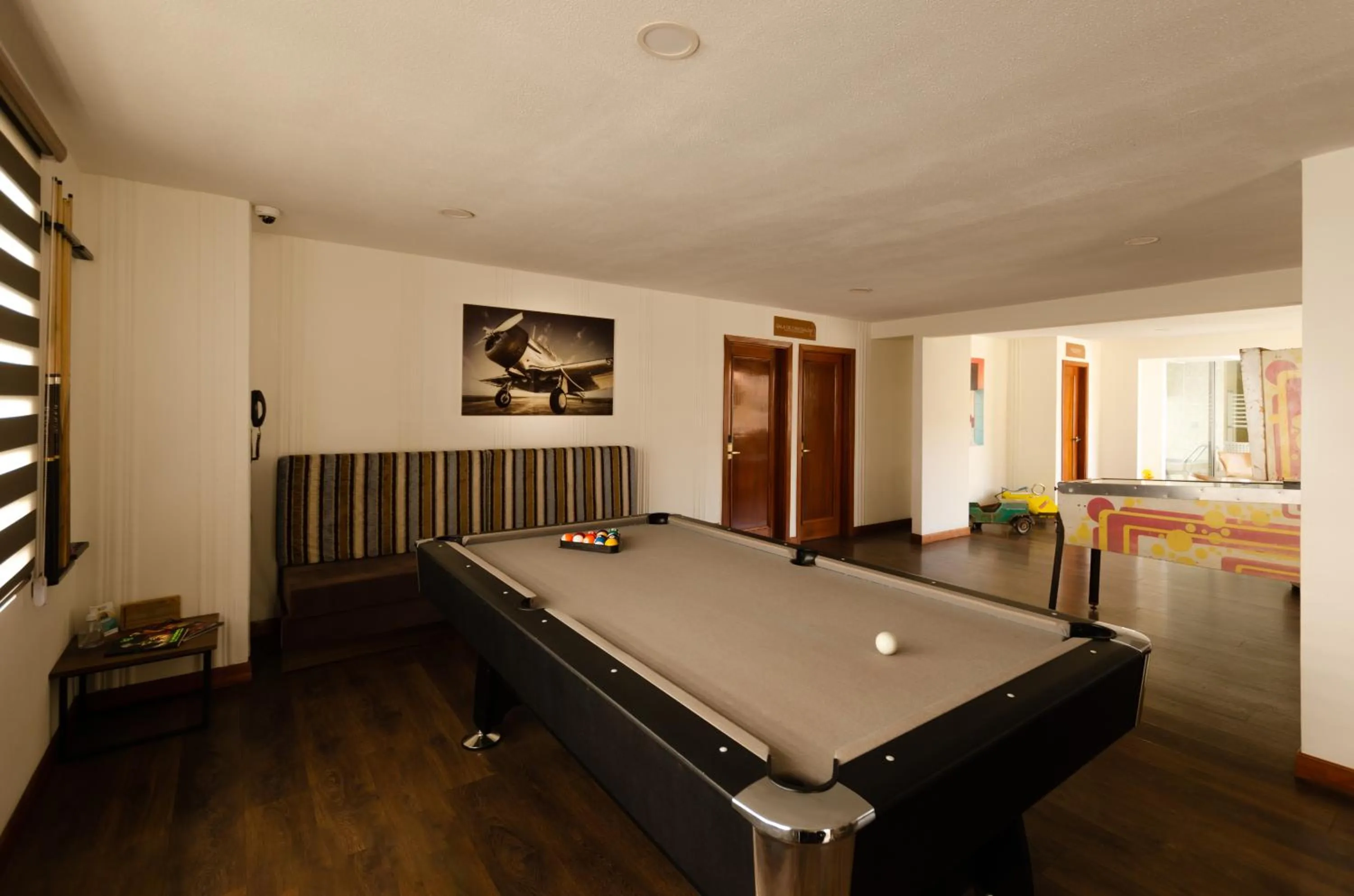 Billiard in Hotel Mitru Sur