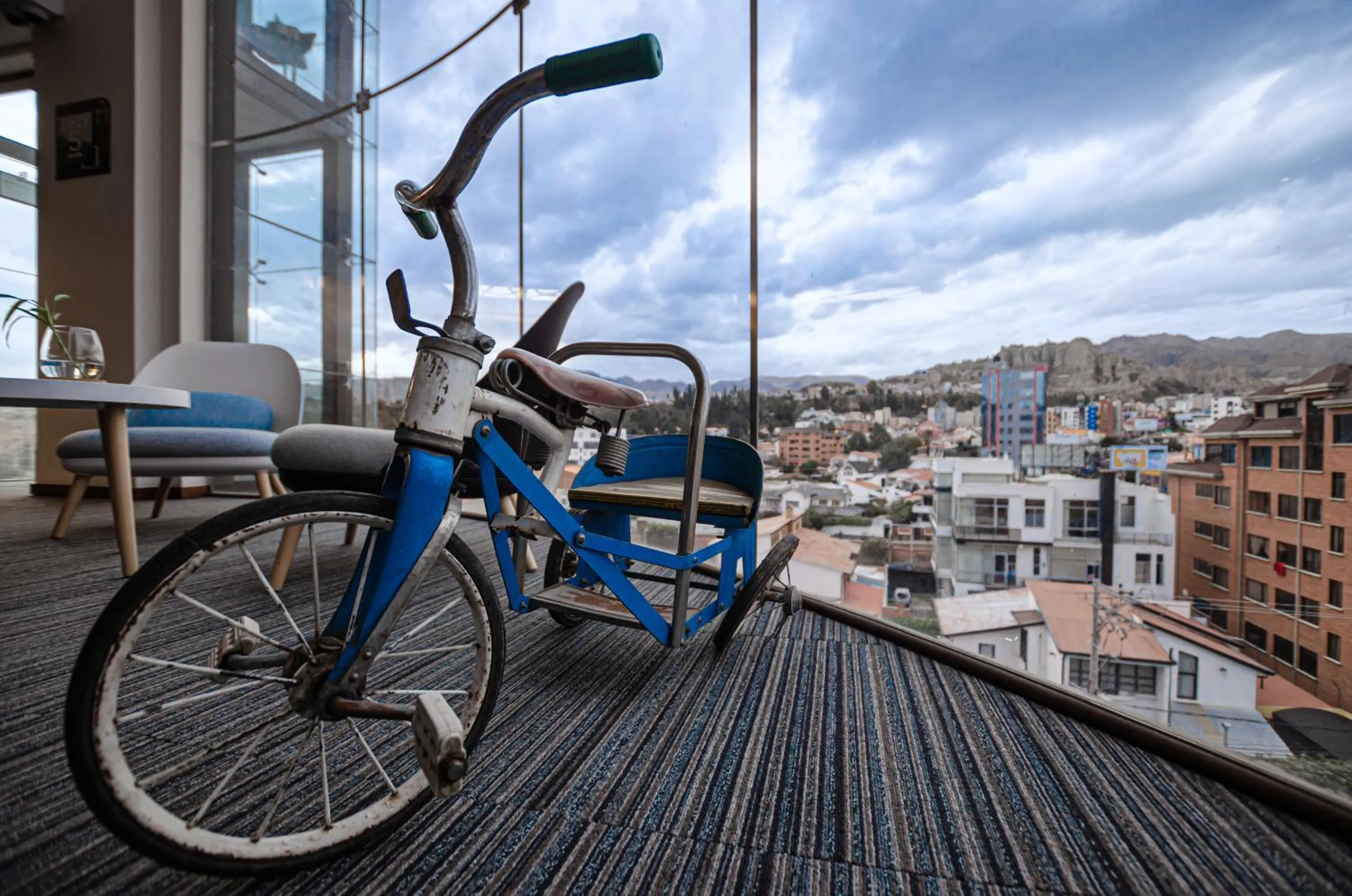 Decorative detail in Hotel Mitru Sur