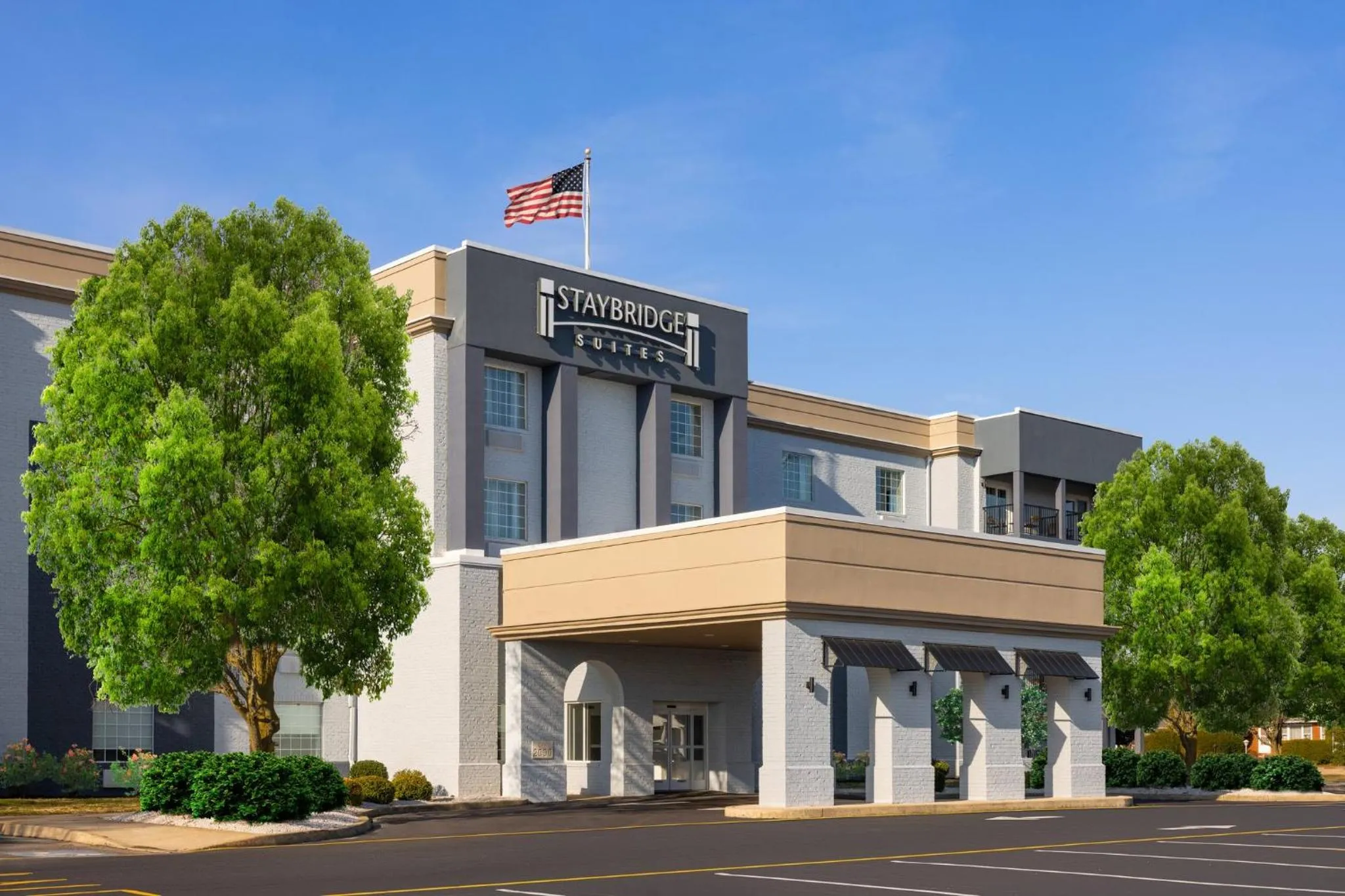 Property building in Staybridge Suites Rehoboth Beach by IHG