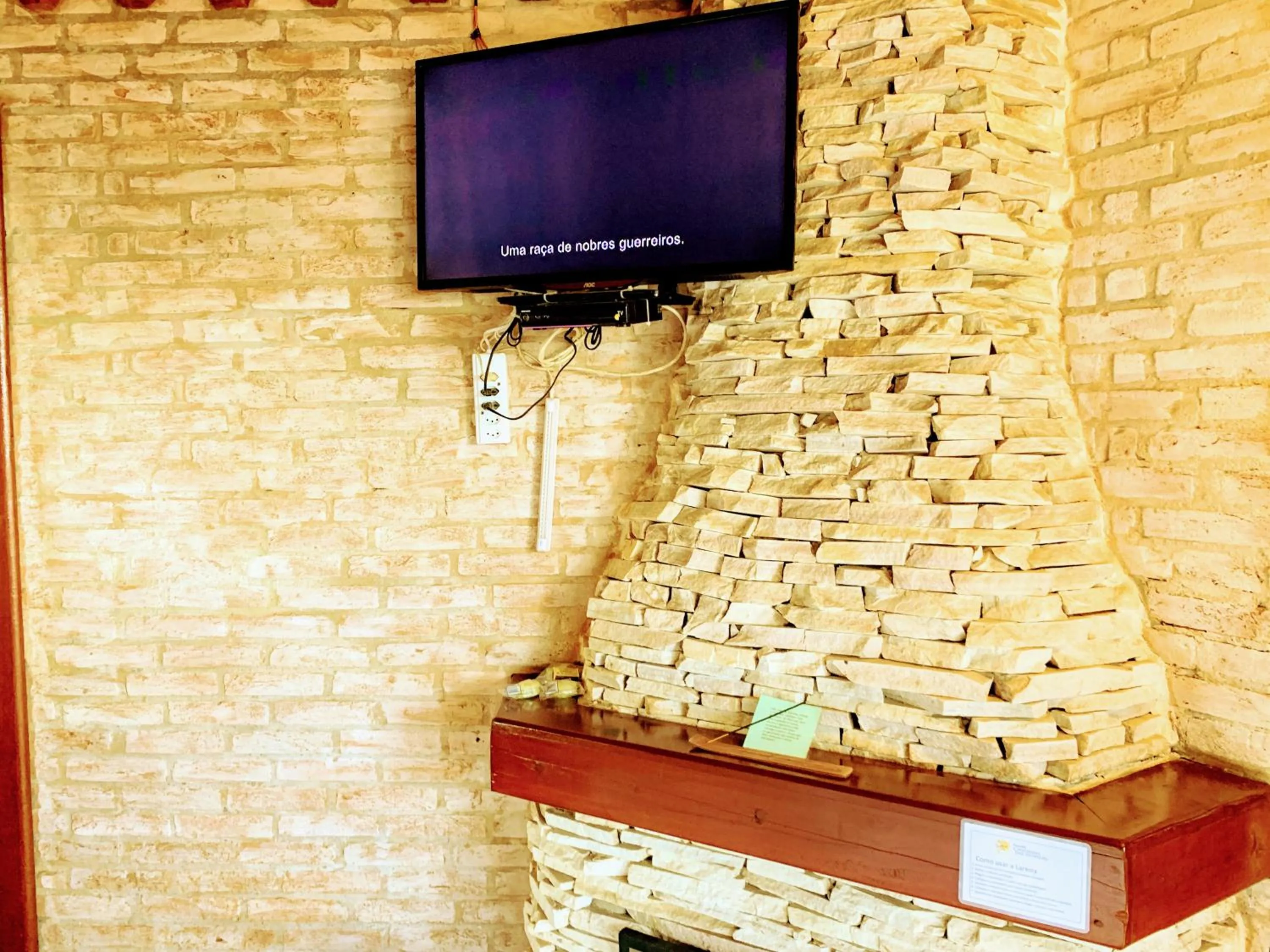 TV and multimedia in Pousada Cantinho das Estrelas