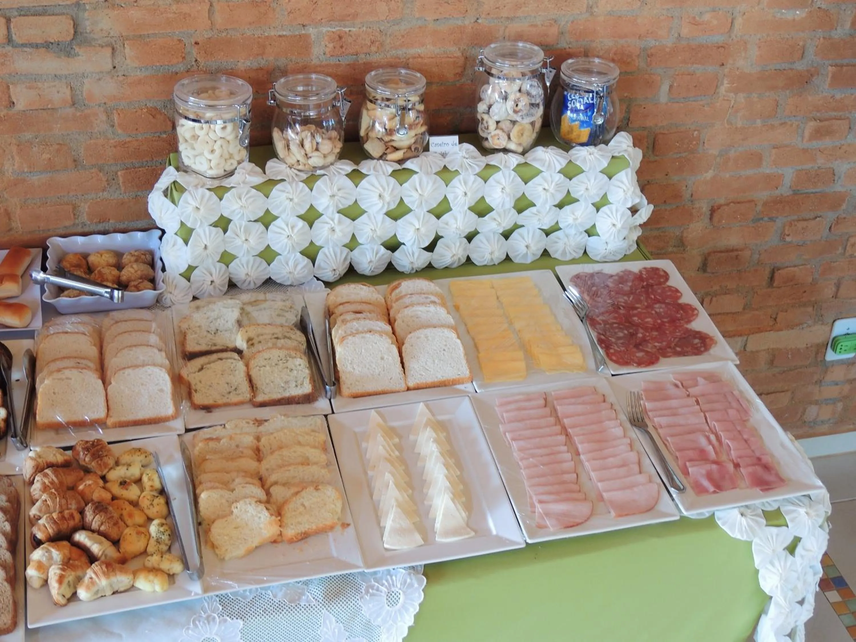 Breakfast in Pousada Cantinho das Estrelas