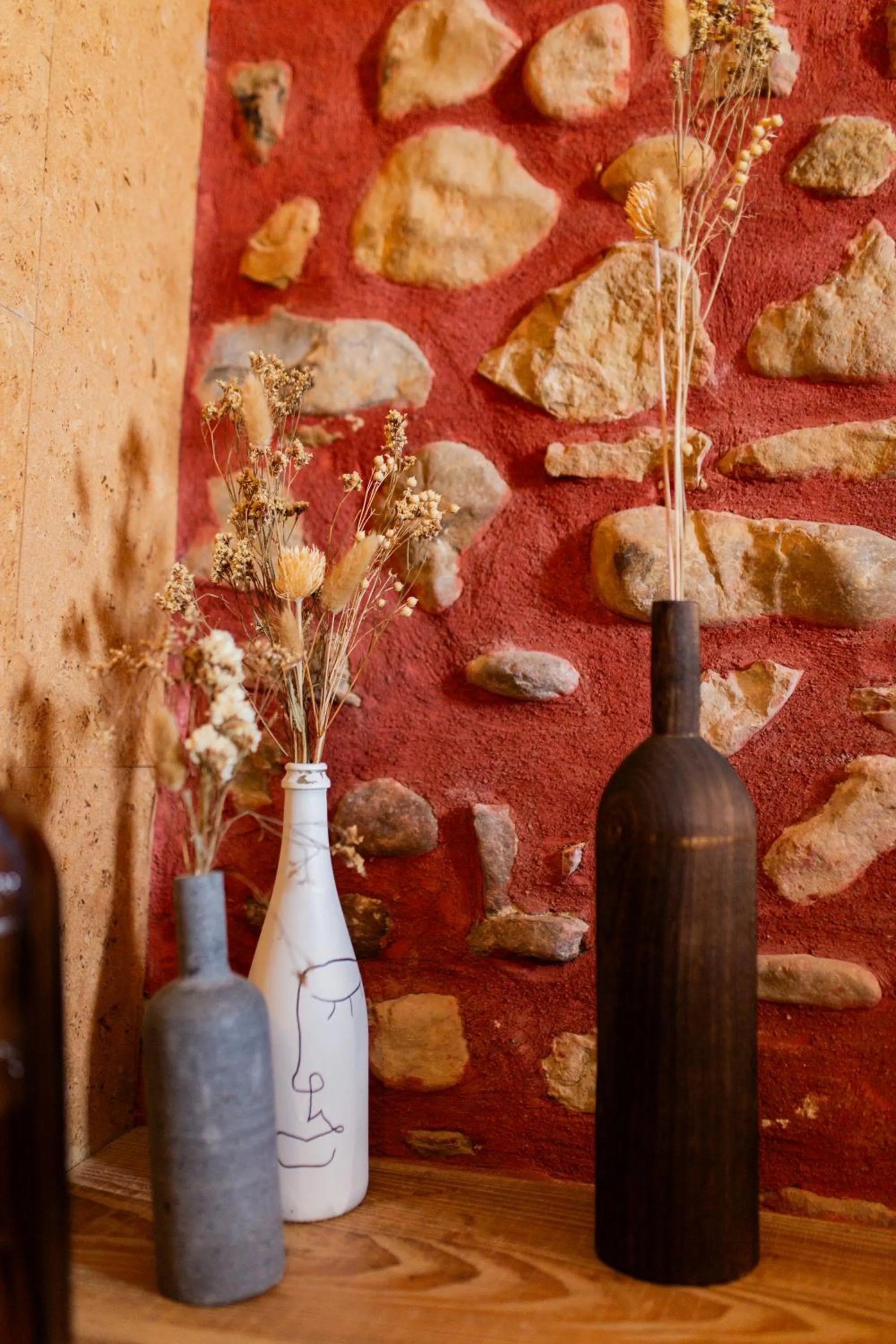 Decorative detail in Mas de l'Amme