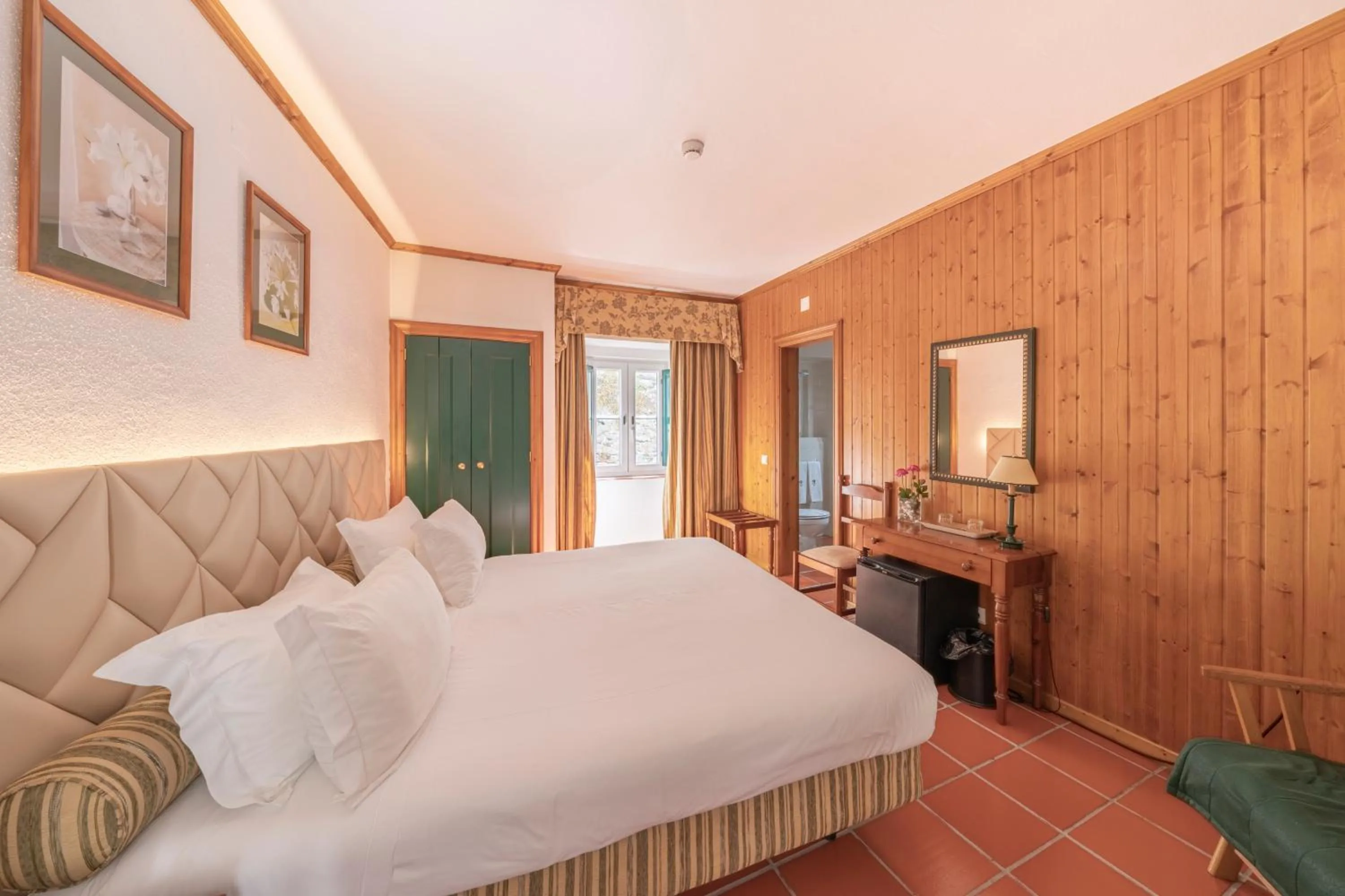 Bed in Hotel El Rei Dom Manuel