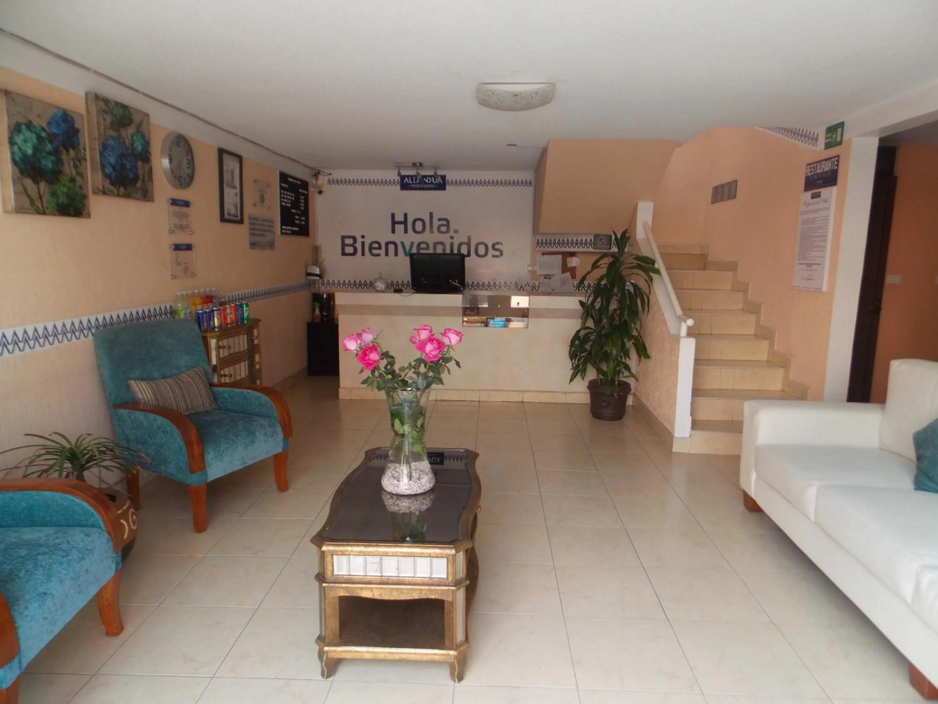Lobby or reception in Hotel Express Alejandría