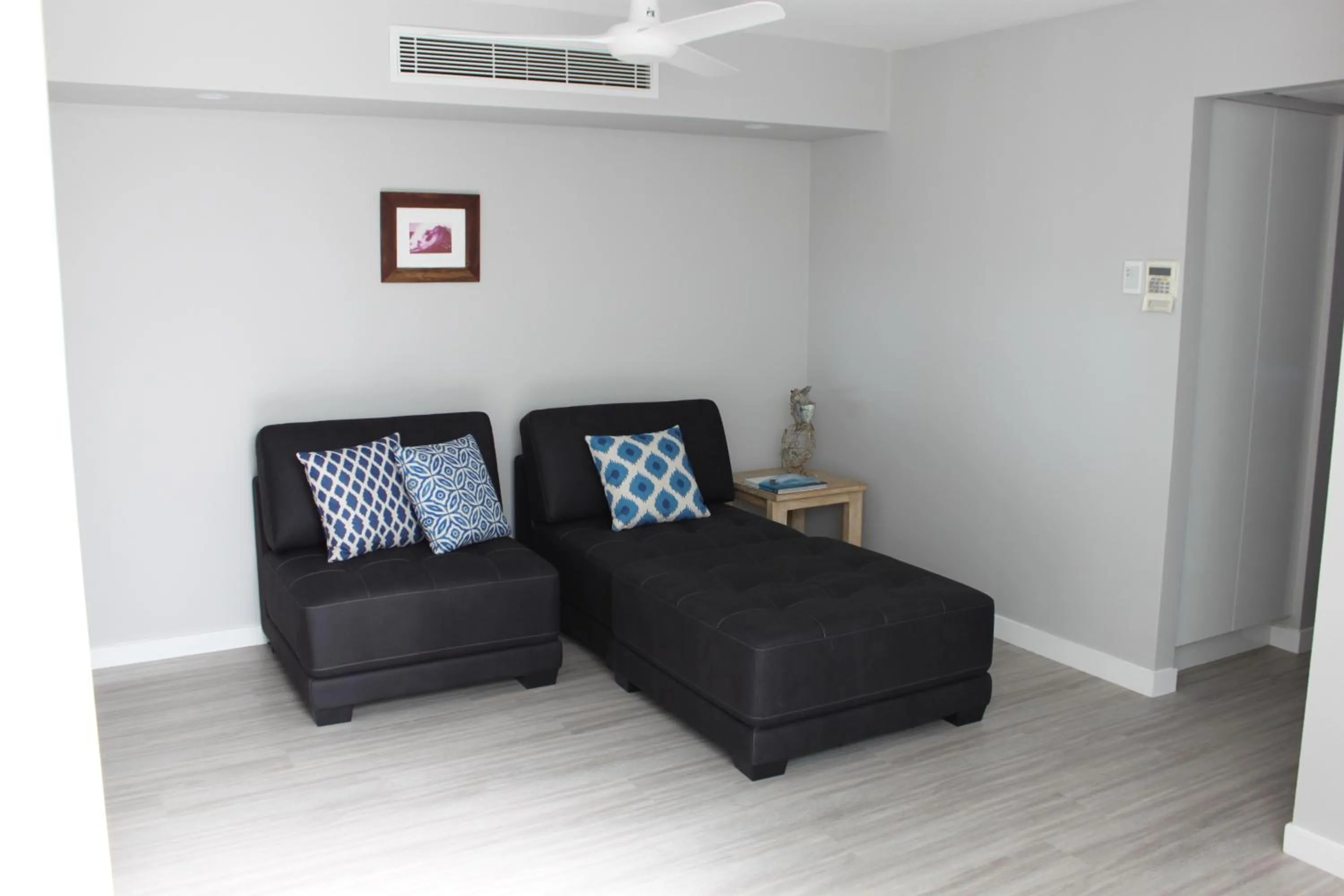 Seating area in Camargue Beachfront Apartments