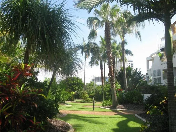 Garden in Camargue Beachfront Apartments