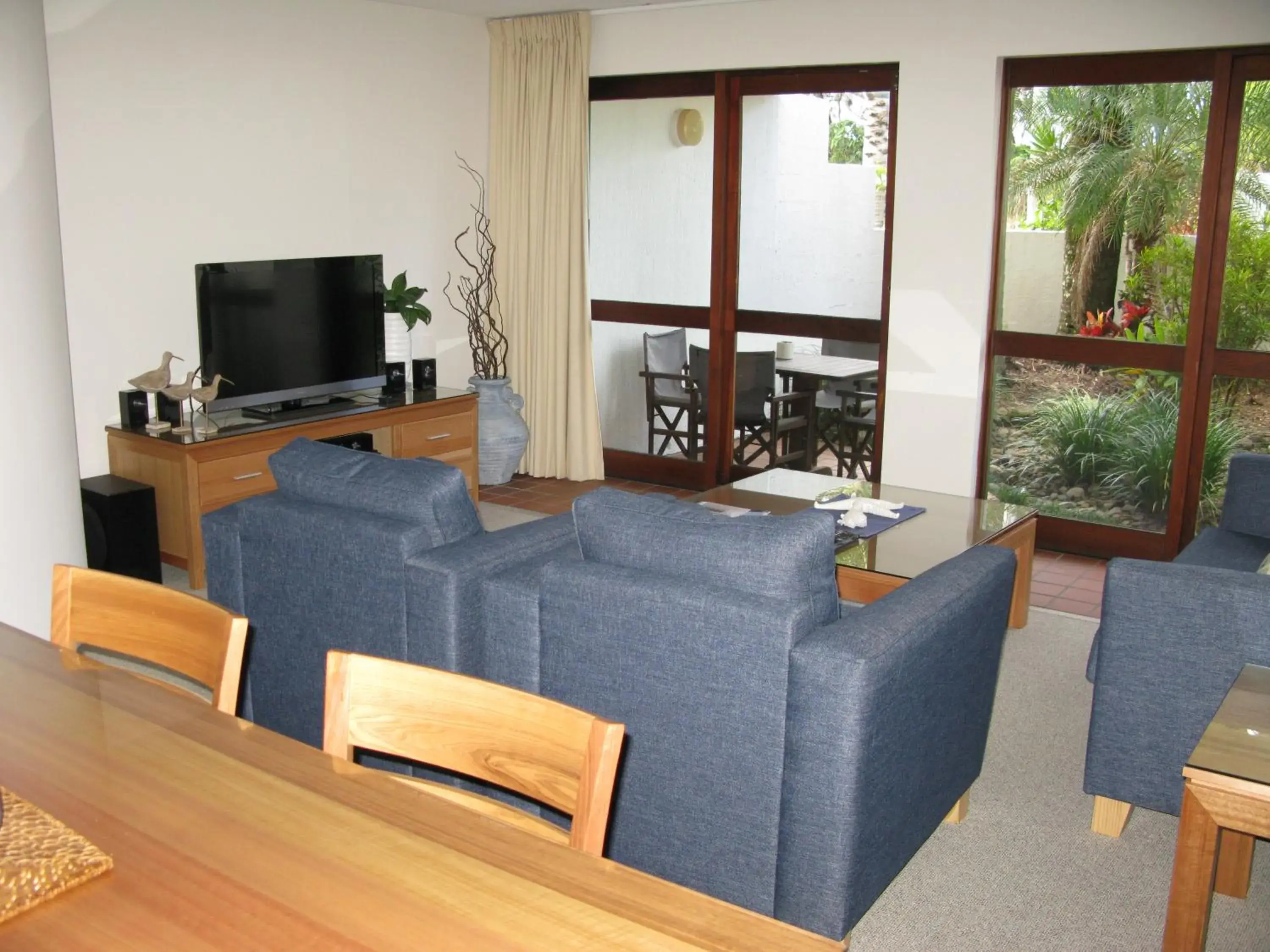 Two-Bedroom Apartment - Ground Floor in Camargue Beachfront Apartments Two-Bedroom Apartment - Ground Floor in Camargue Beachfront Apartments