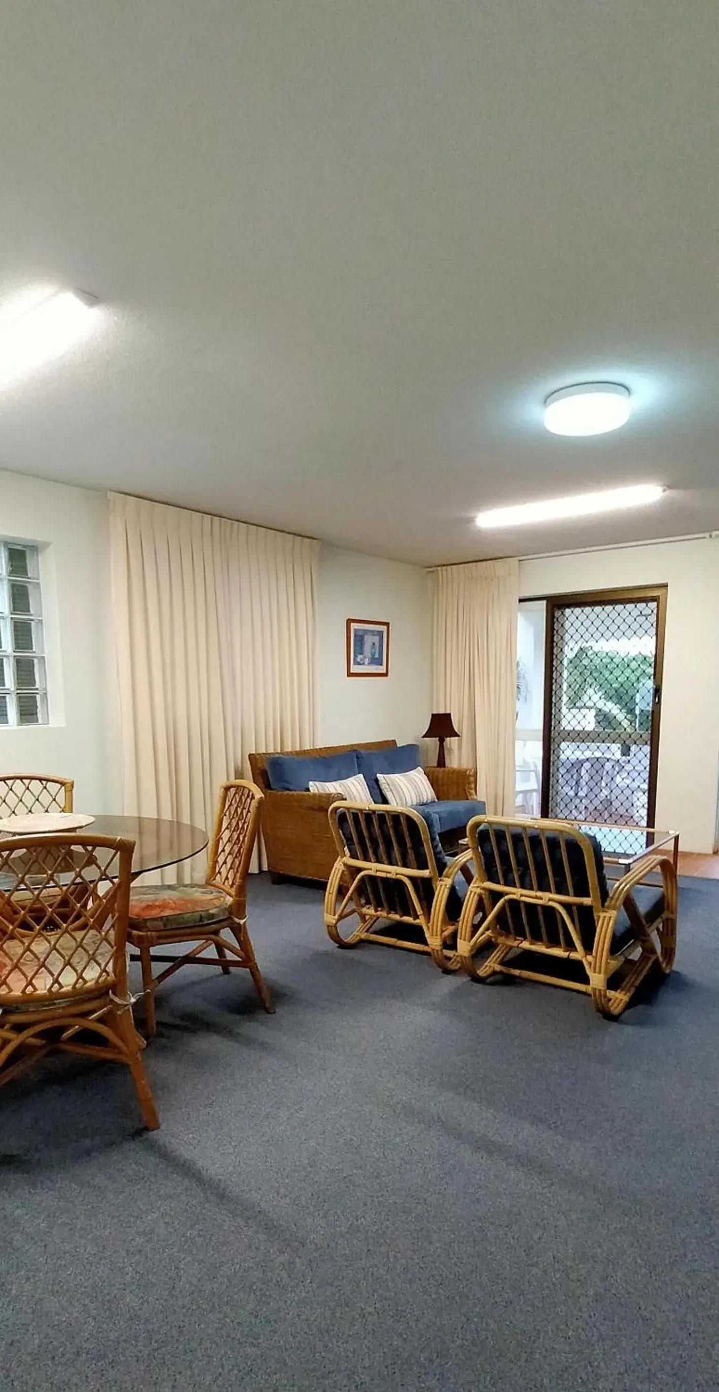 Two-Bedroom Apartment - First Floor with Sea View in Camargue Beachfront Apartments Two-Bedroom Apartment - First Floor with Sea View in Camargue Beachfront Apartments