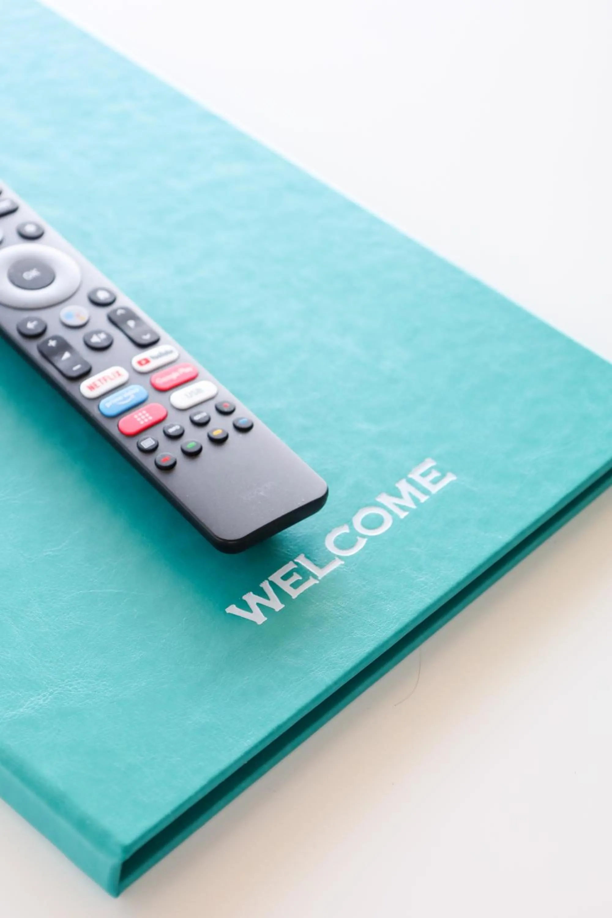 Logo/Certificate/Sign in Robetown Motor Inn & Apartments