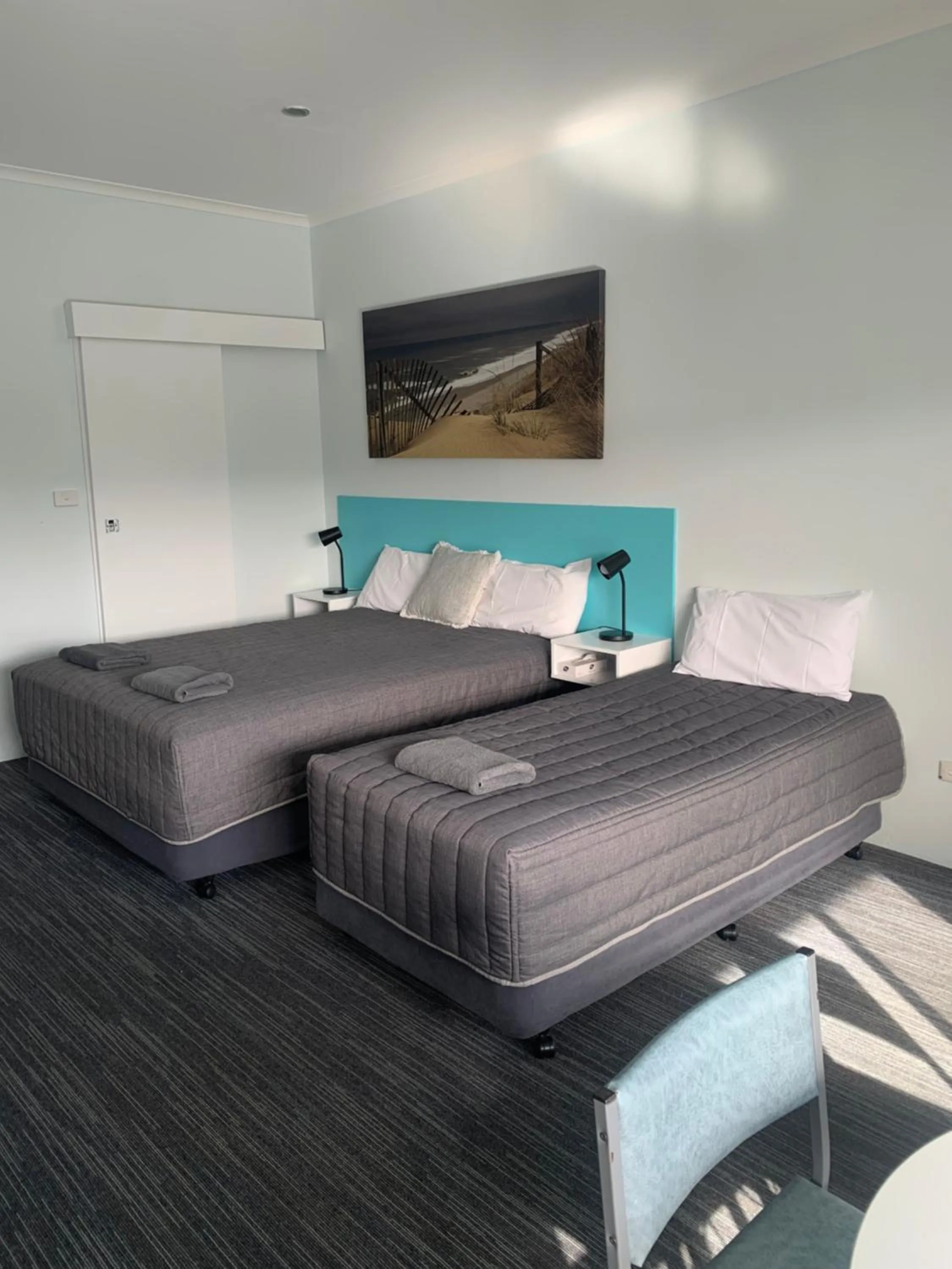 Bed in Robetown Motor Inn & Apartments