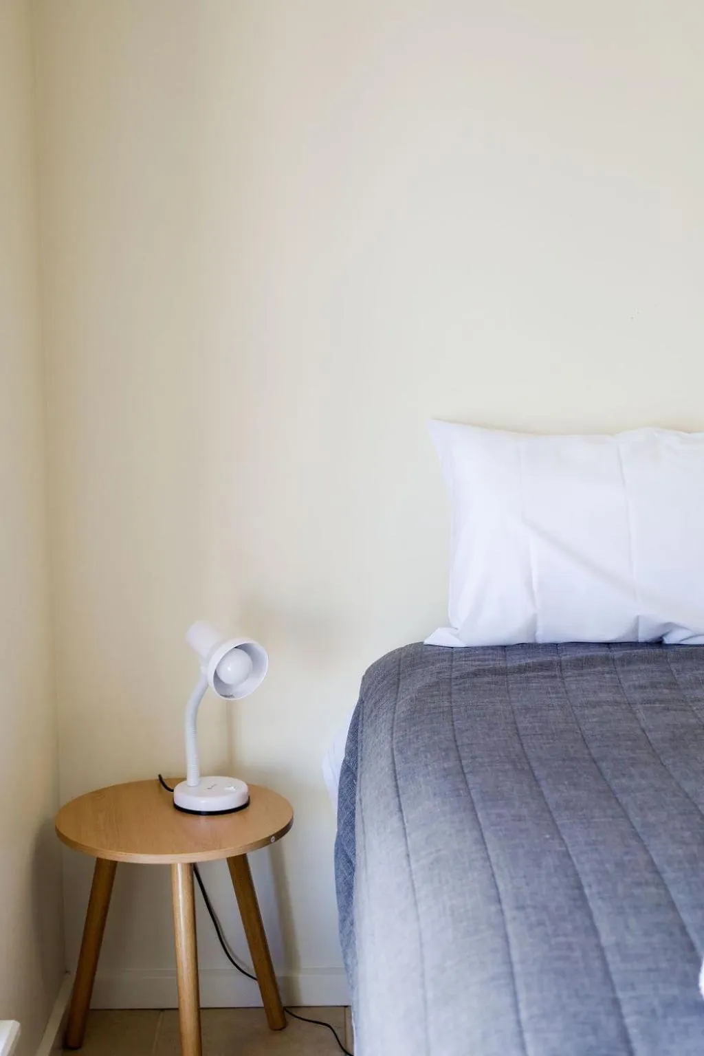 Bed in Robetown Motor Inn & Apartments