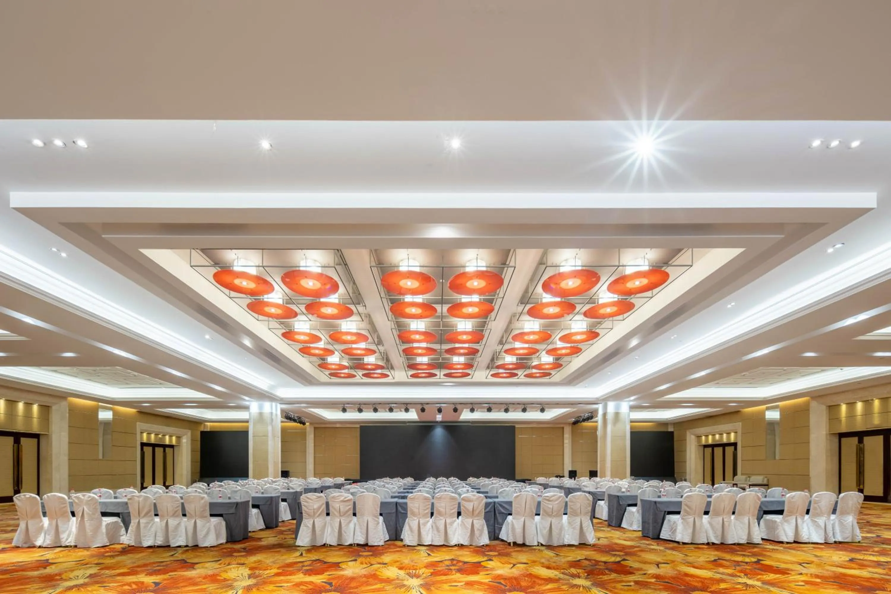 New Century Hotel Qingdao