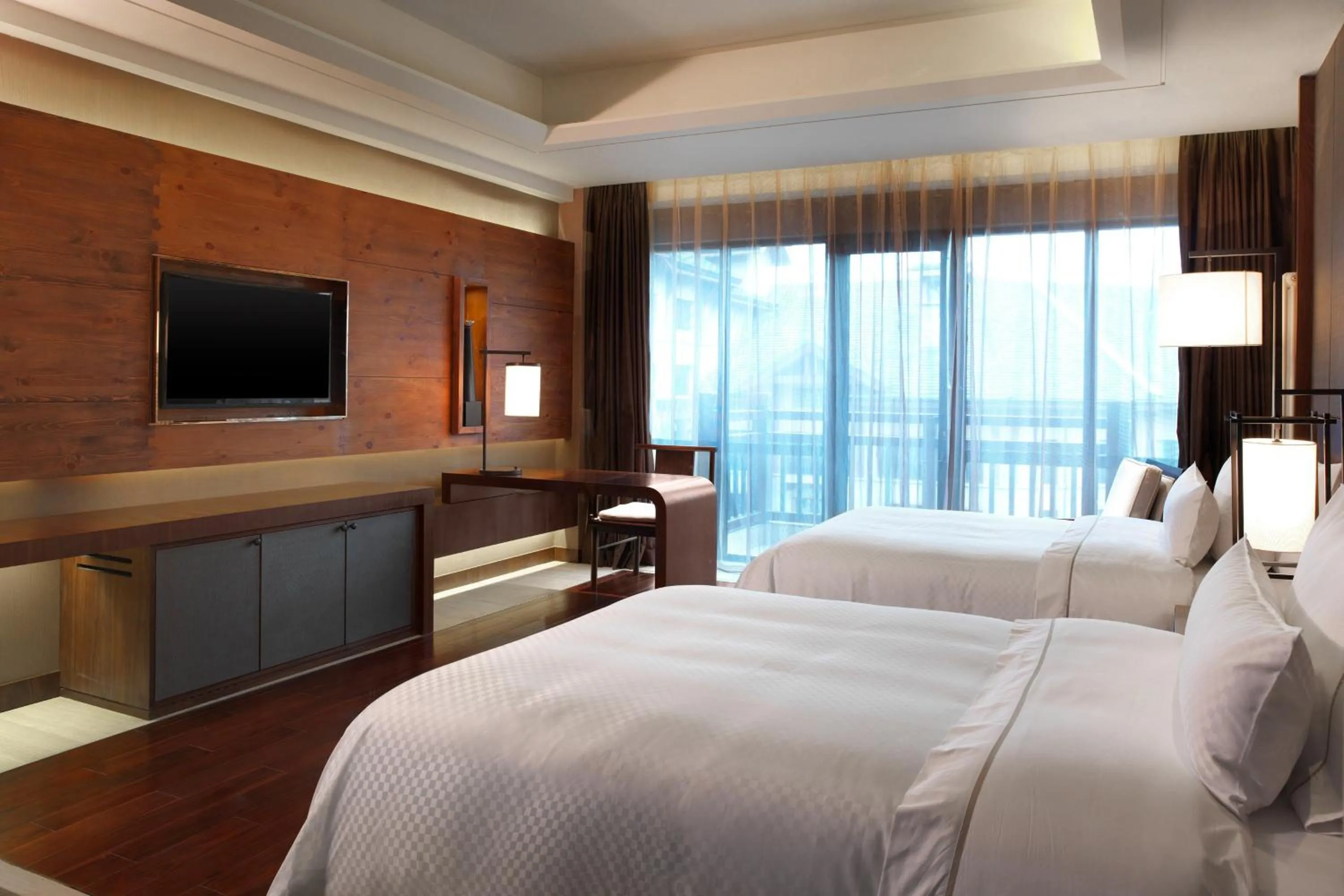 Photo of the whole room, Bed in The Westin Changbaishan Resort