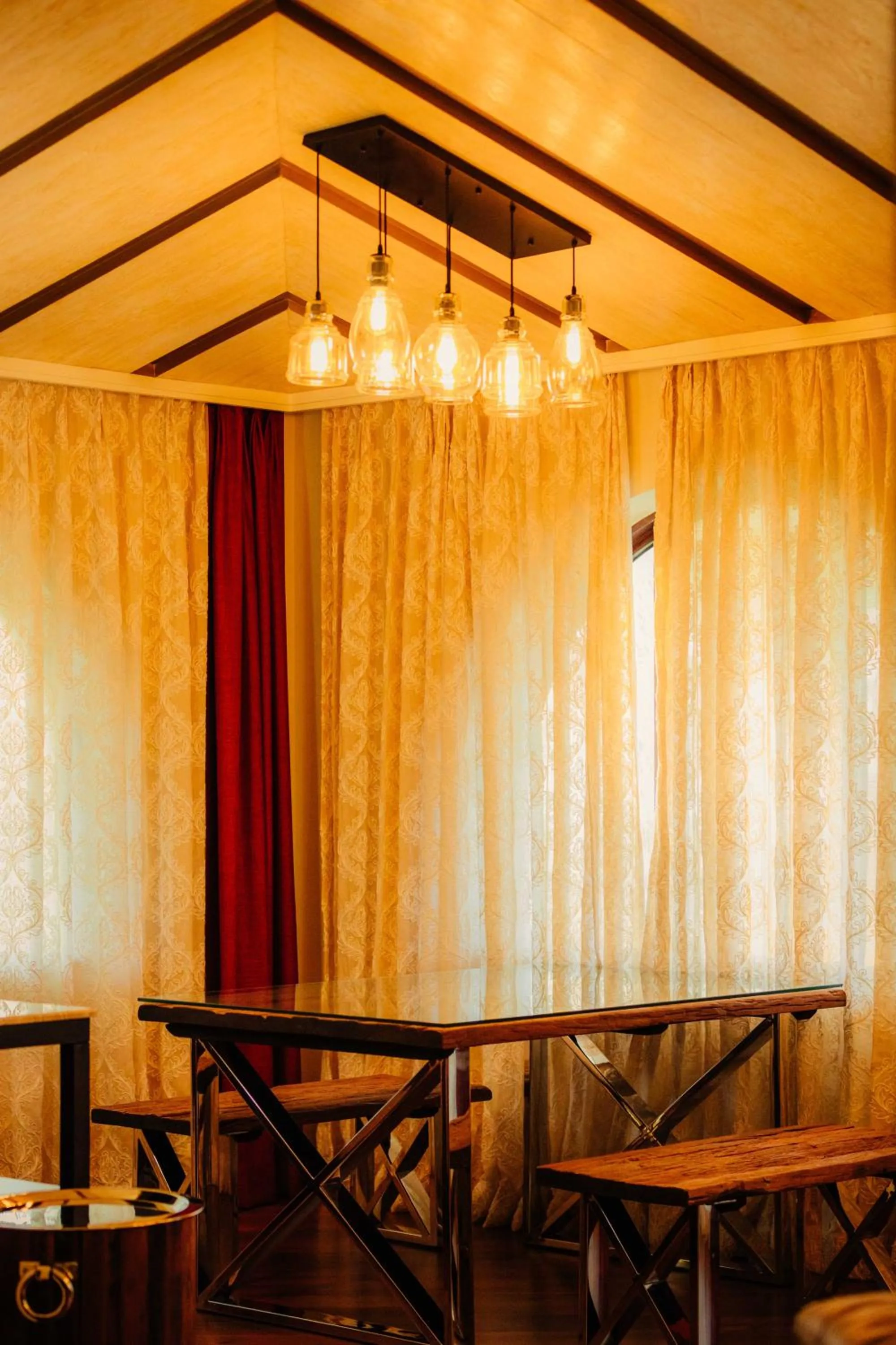 Dining area in Holiday Inn Resort Goa by IHG