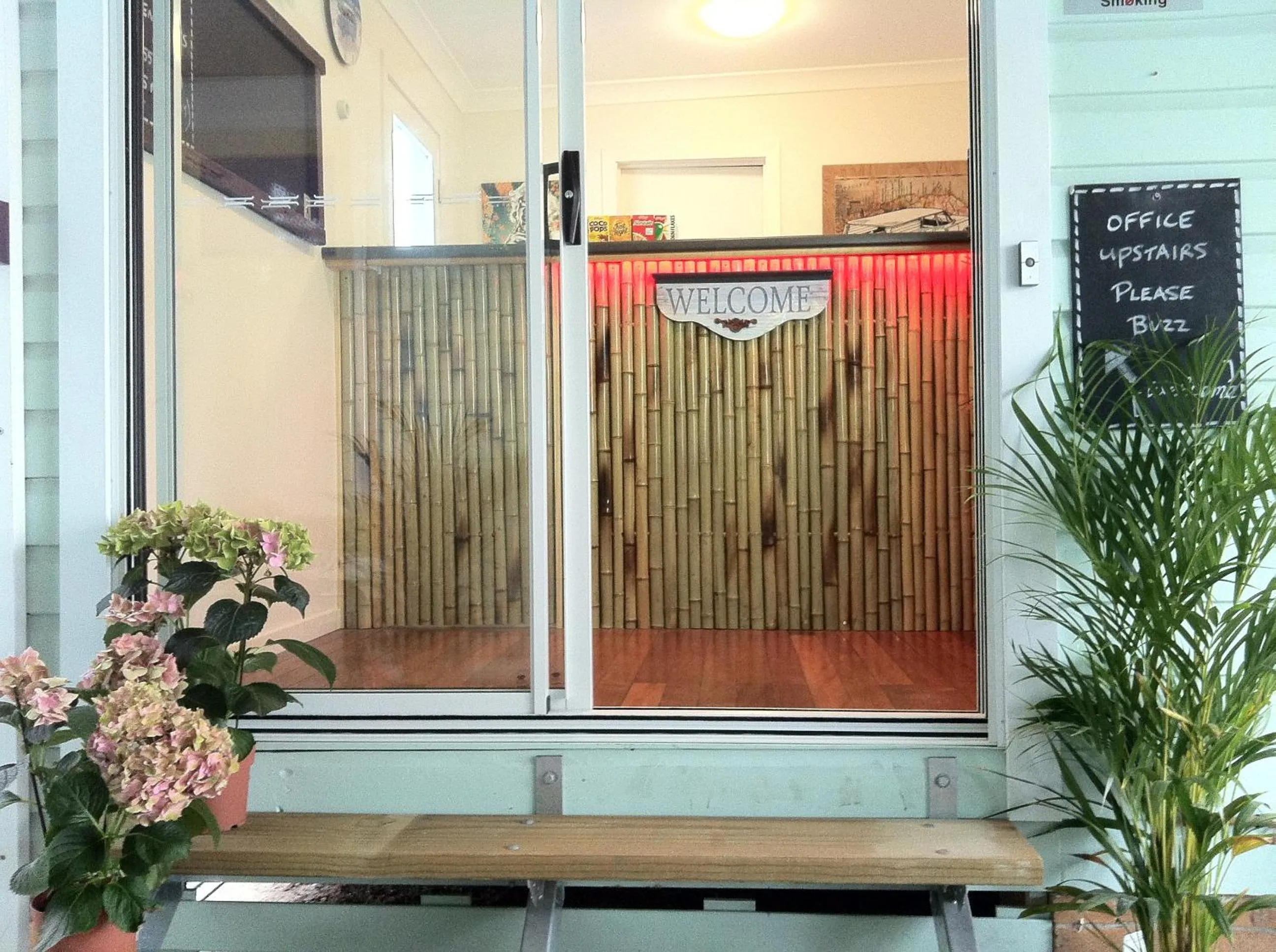 Lobby or reception in La Costa Beachside Motel