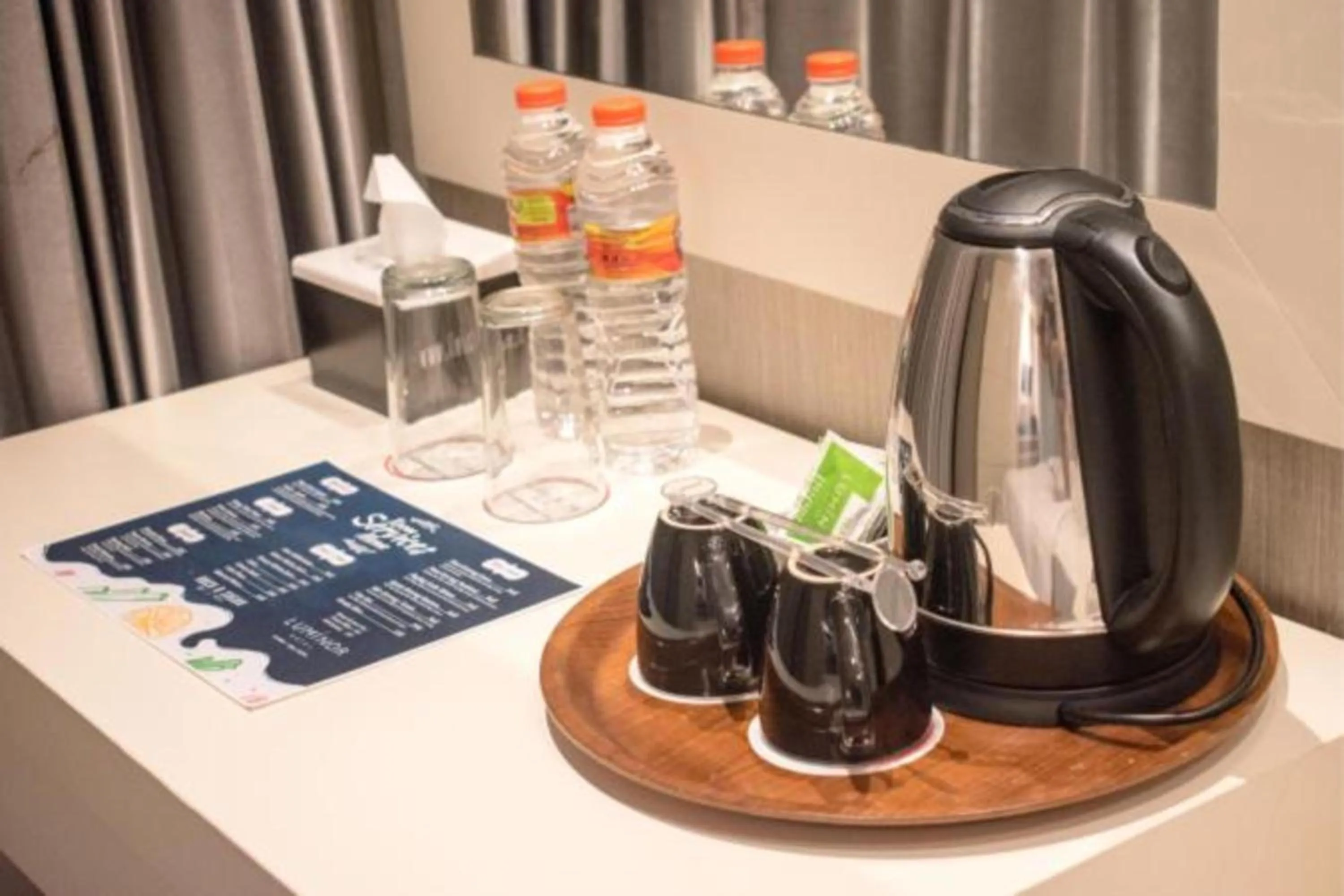 Coffee/tea facilities in Luminor Hotel Jember By WH