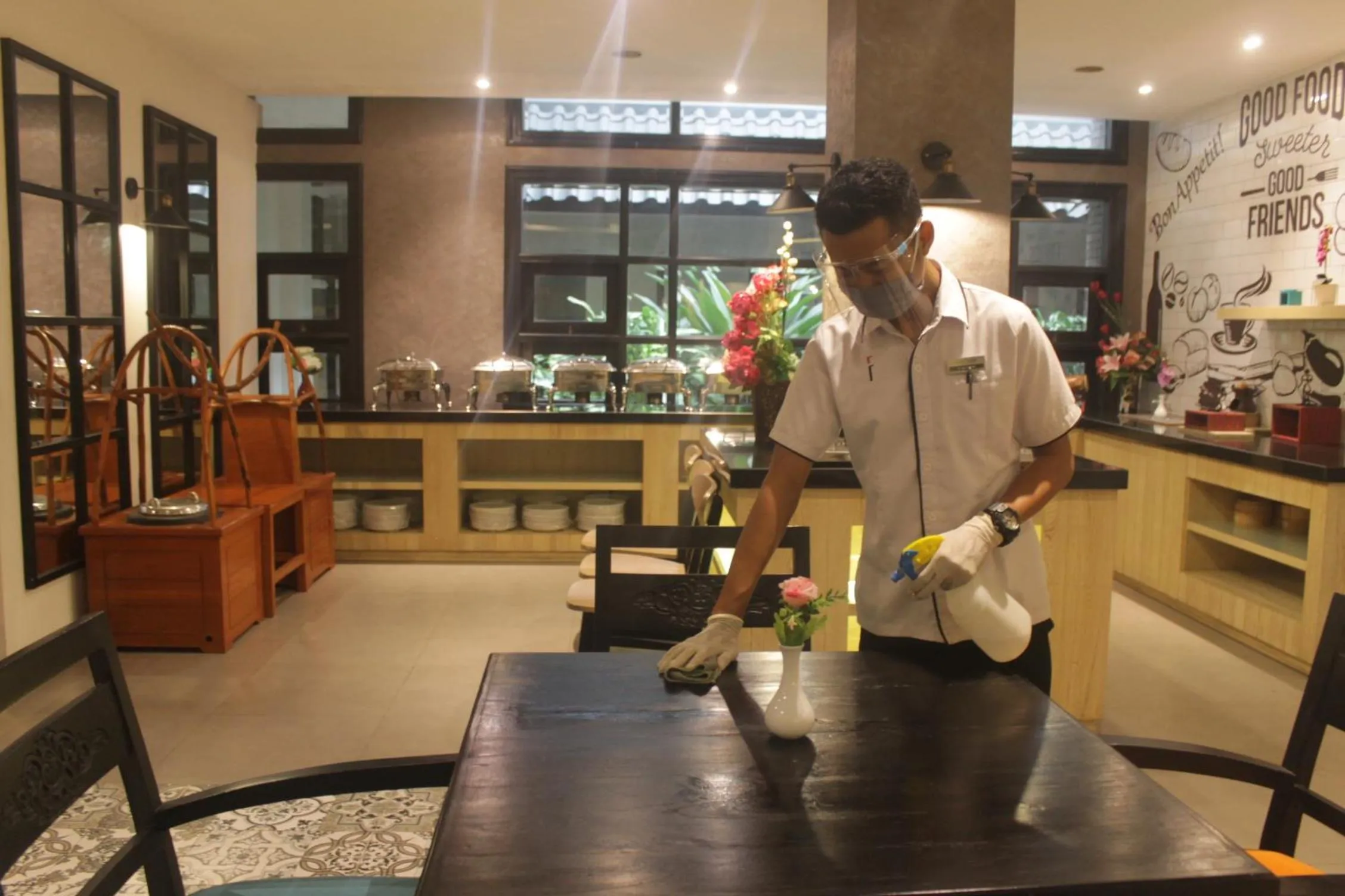 Area and facilities in Luminor Hotel Jember By WH