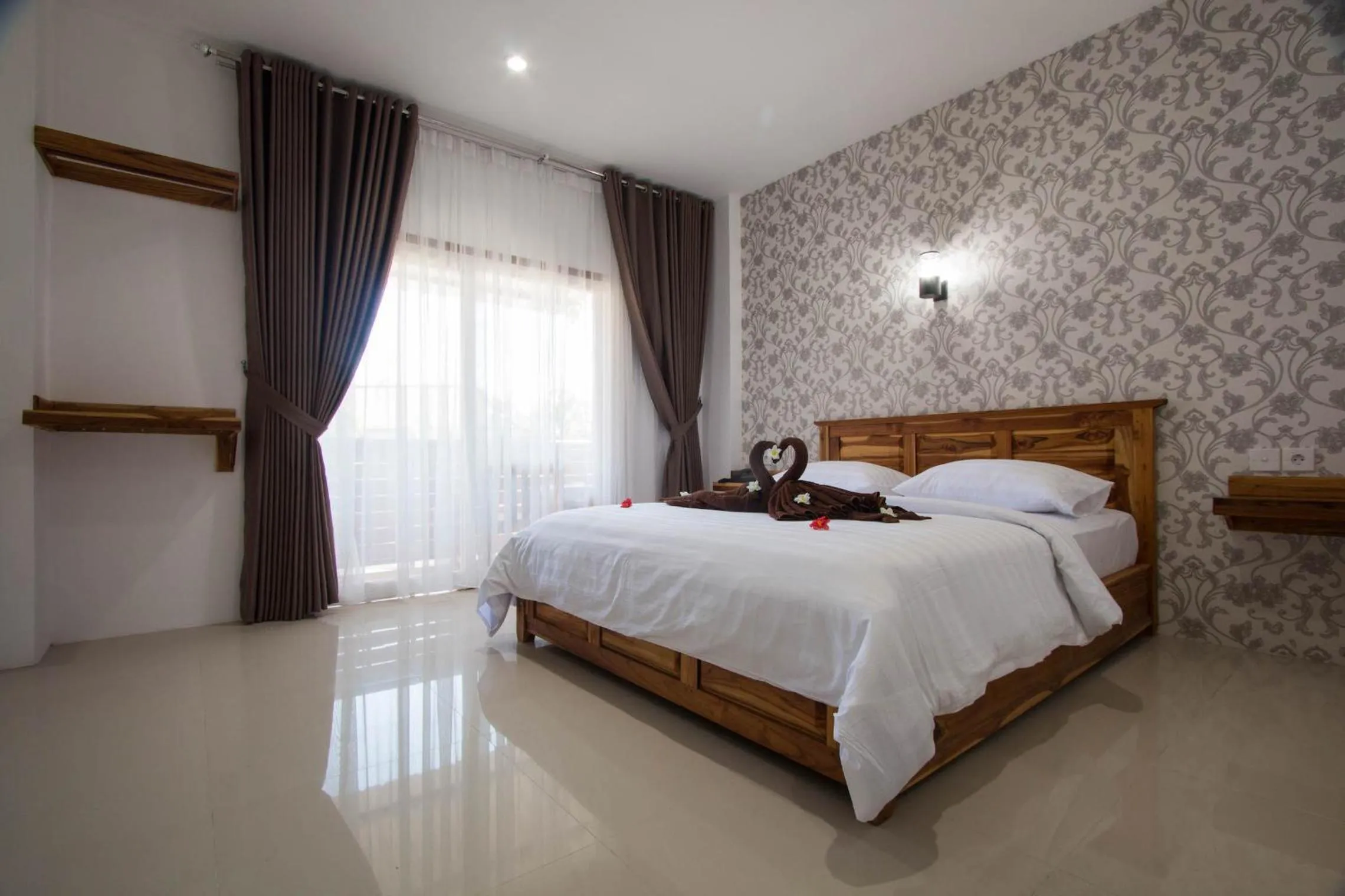 Bed in Central Inn Senggigi