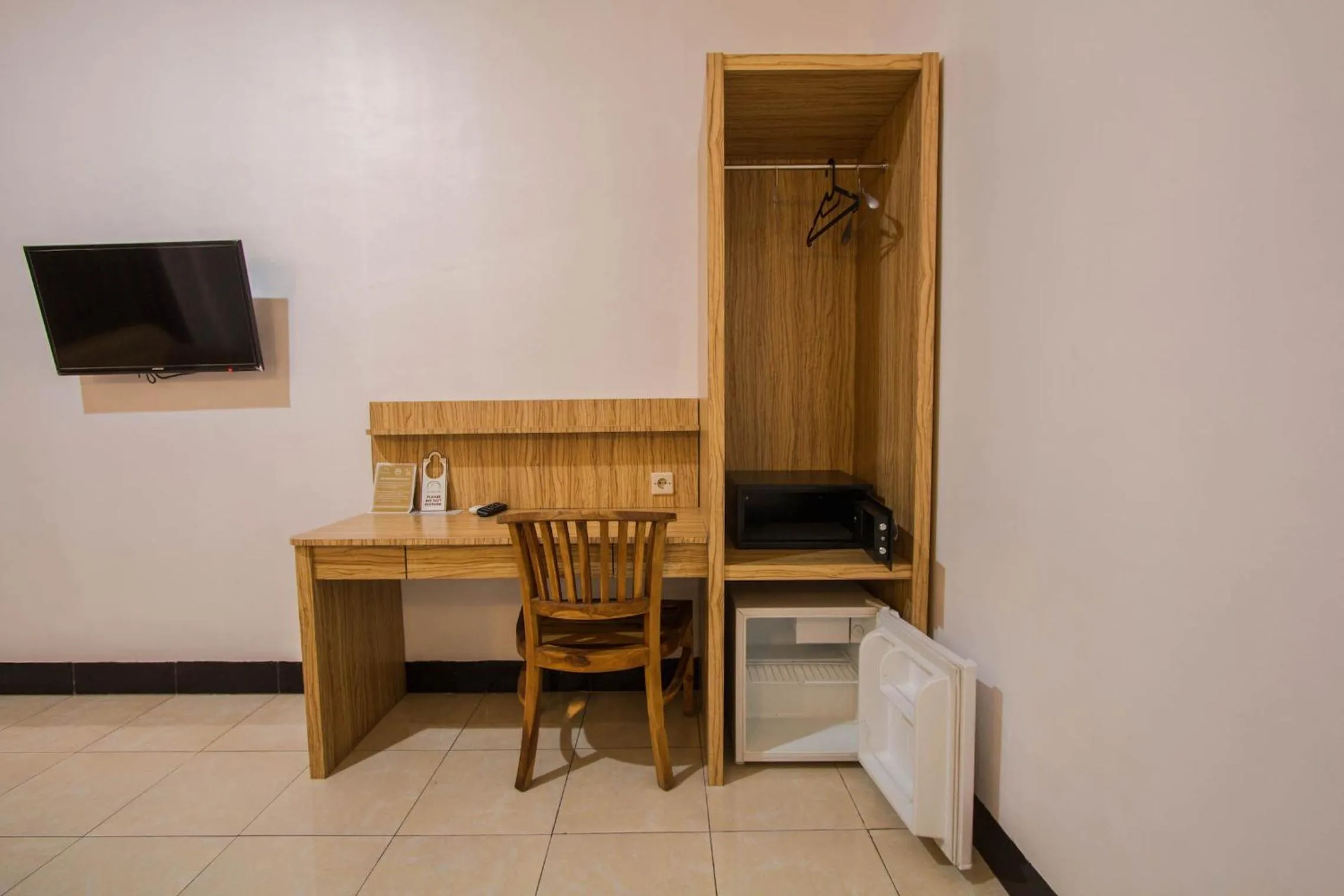 TV and multimedia in Central Inn Senggigi