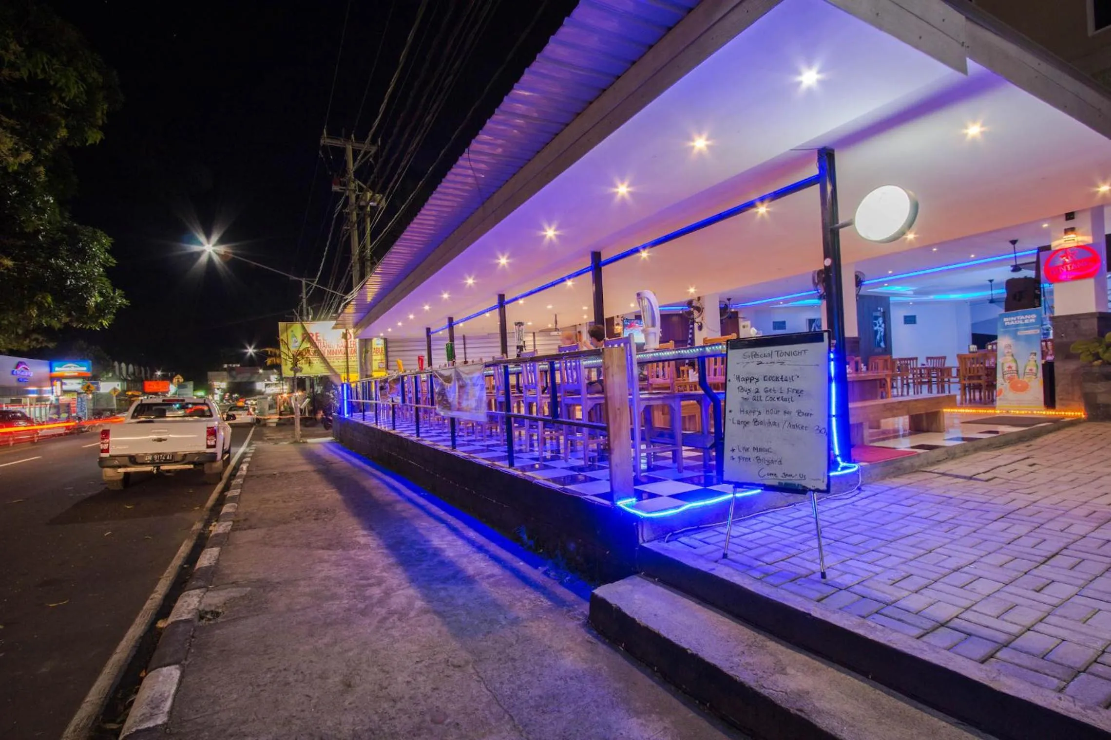 Entertainment in Central Inn Senggigi