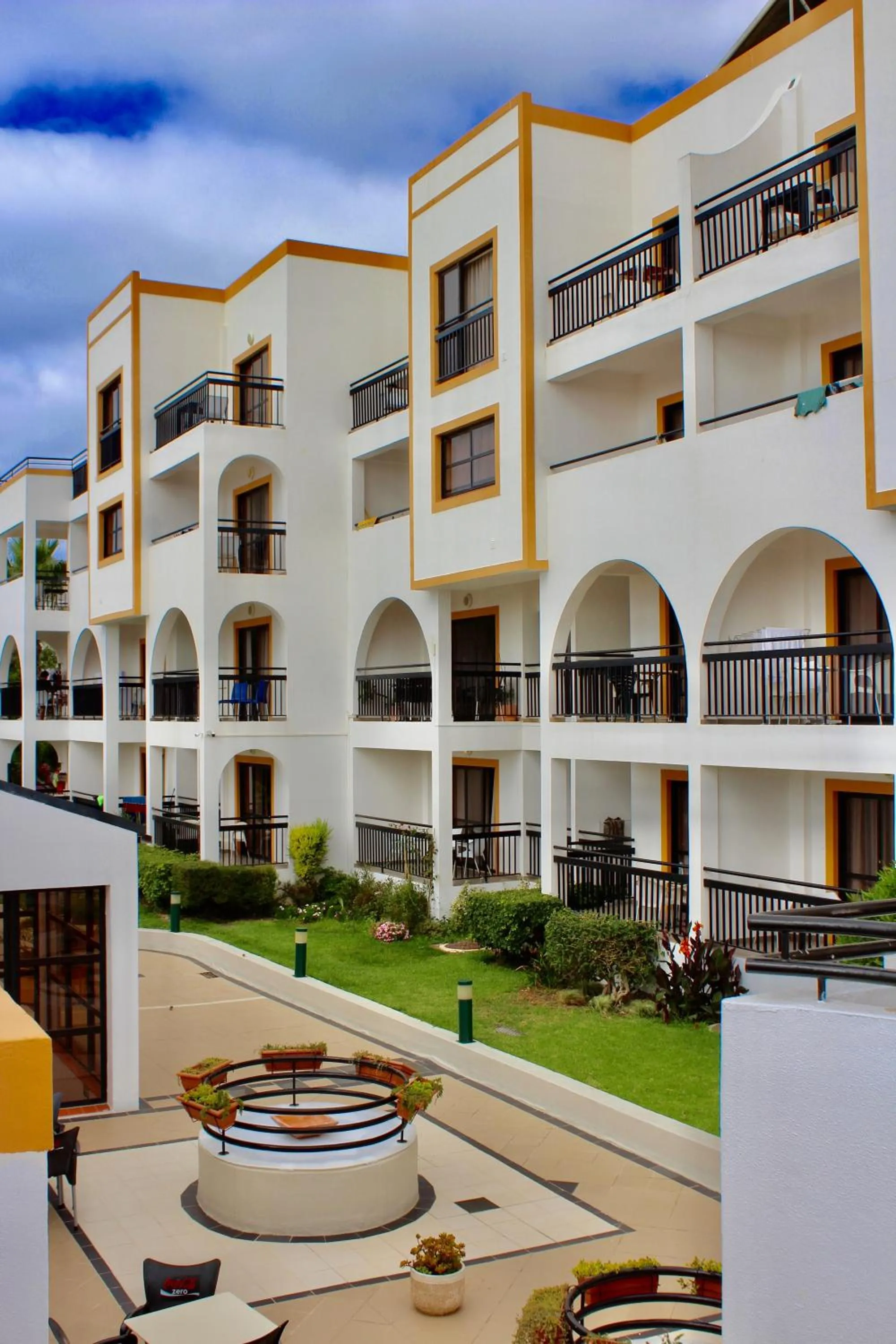 Property building in Alfagar Cerro Malpique