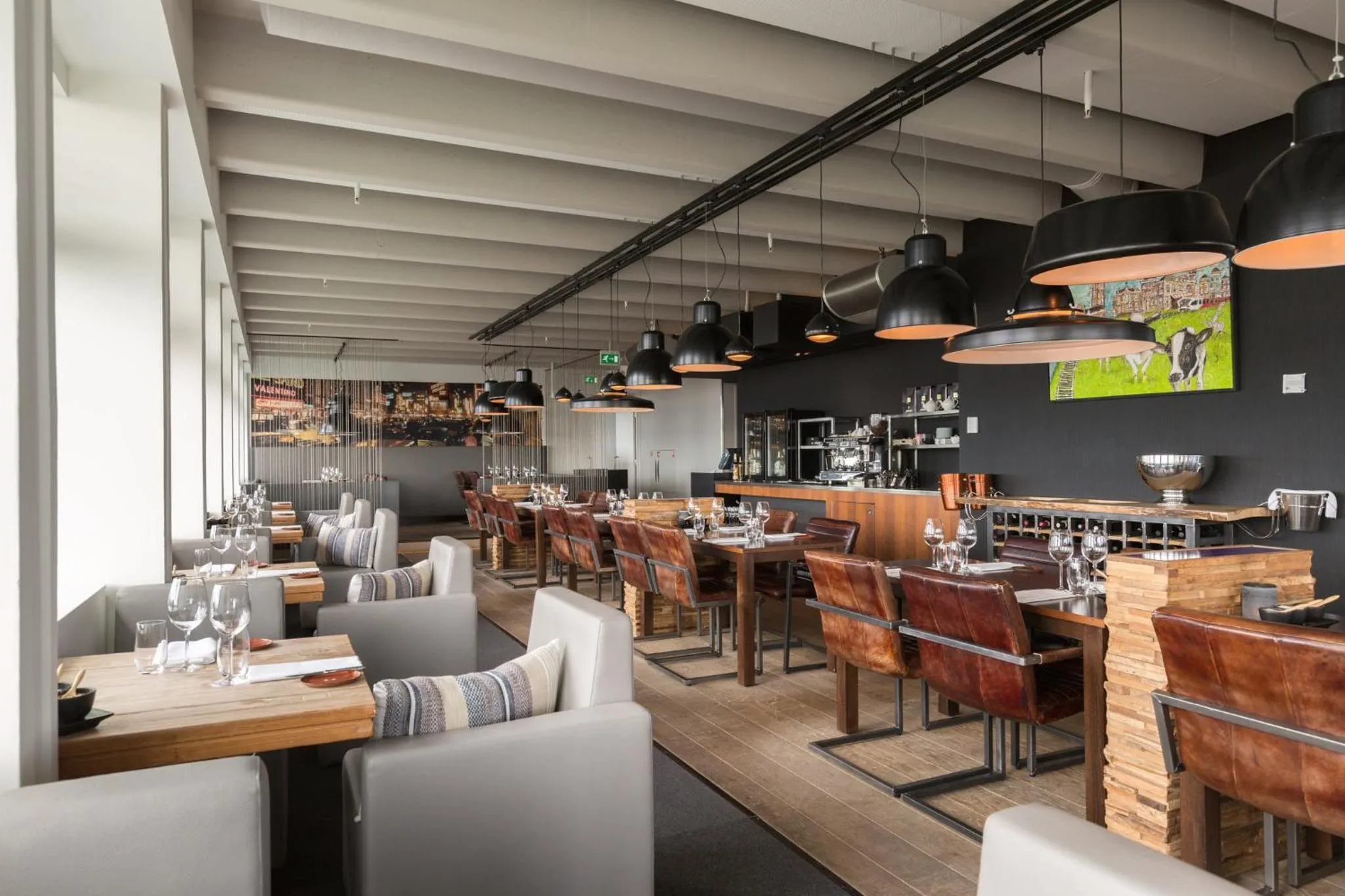 Restaurant/places to eat in Leonardo Hotel Amsterdam Rembrandtpark