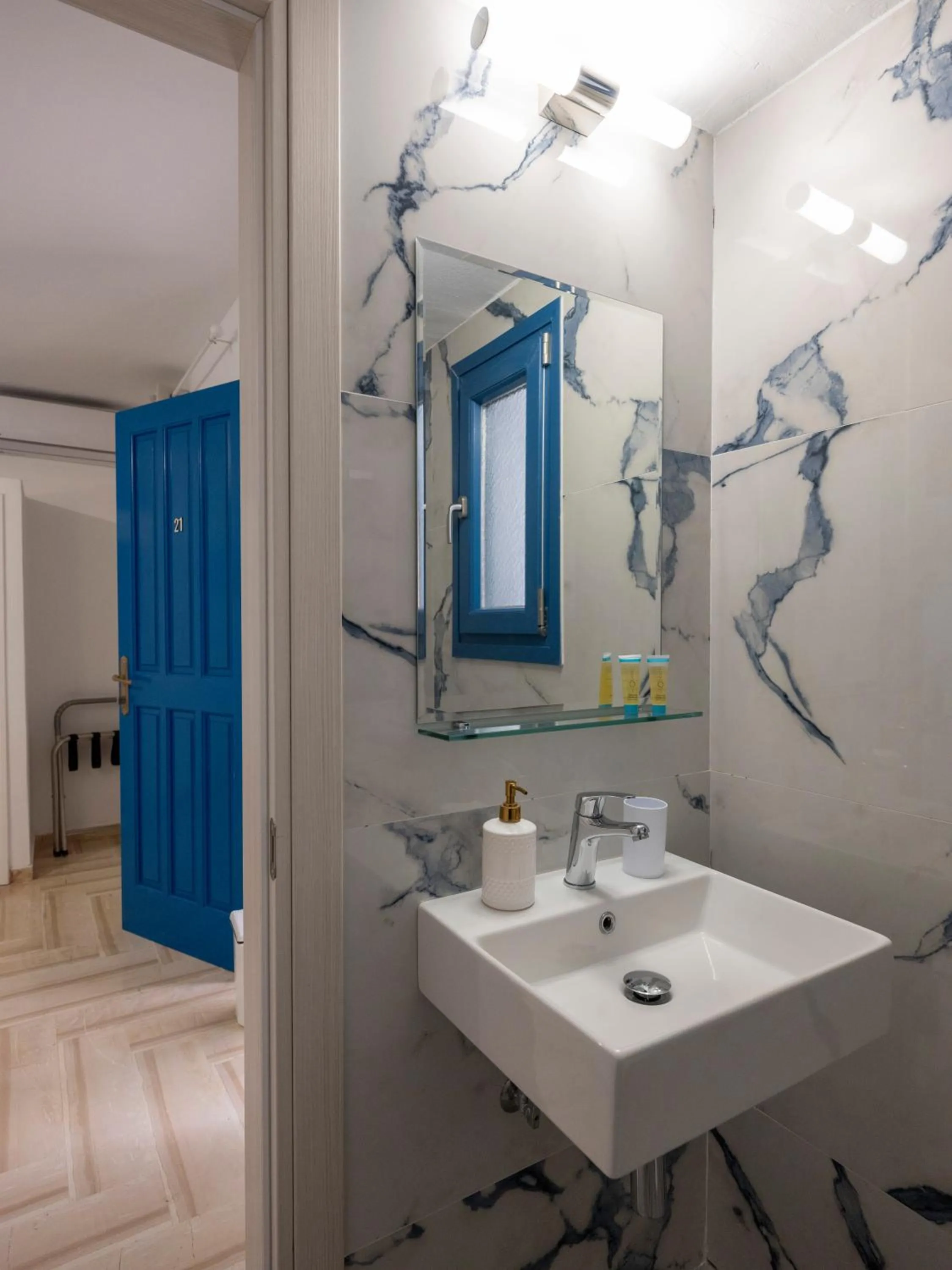 Bathroom in Ayeri Hotel