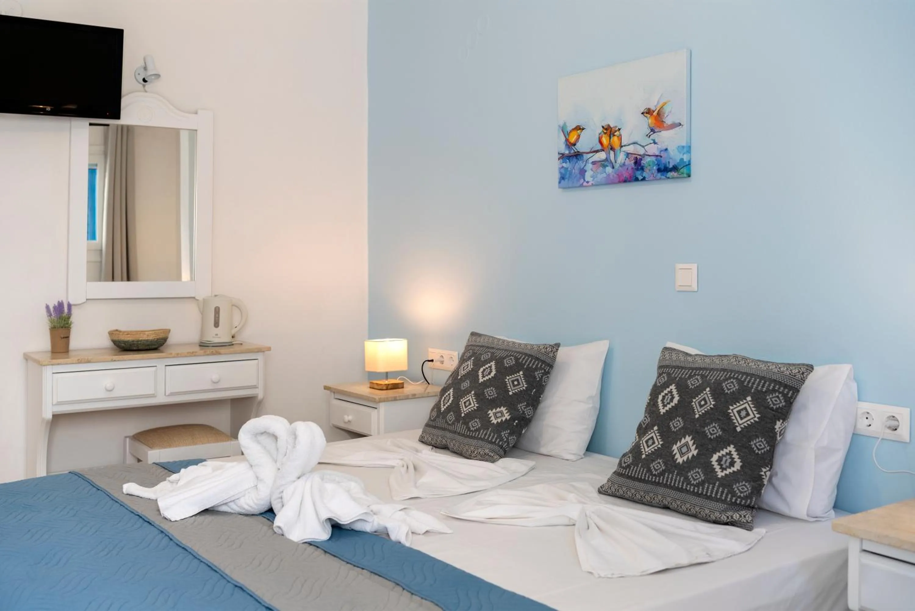 Bedroom, Bed in Ayeri Hotel