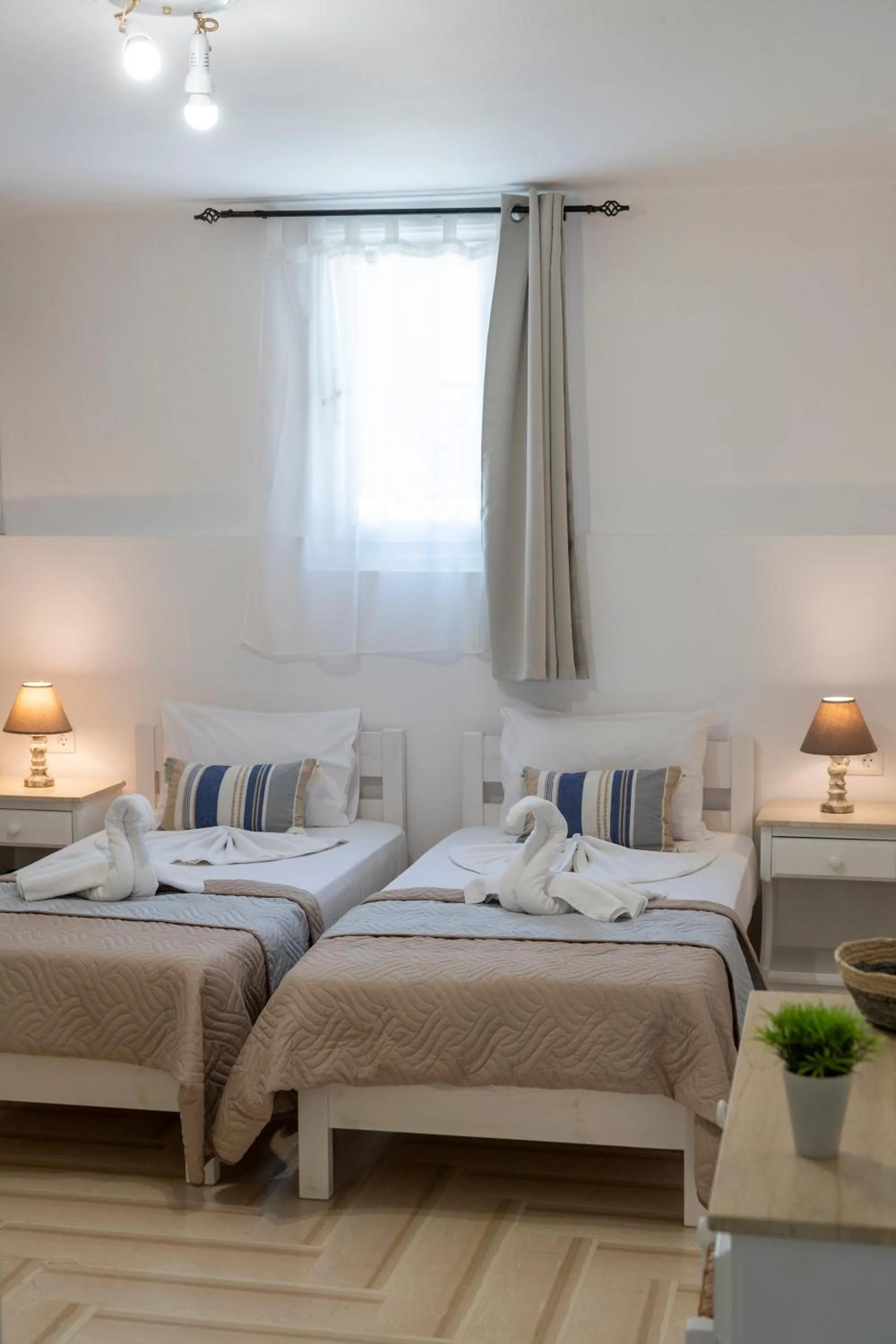 Bedroom, Bed in Ayeri Hotel