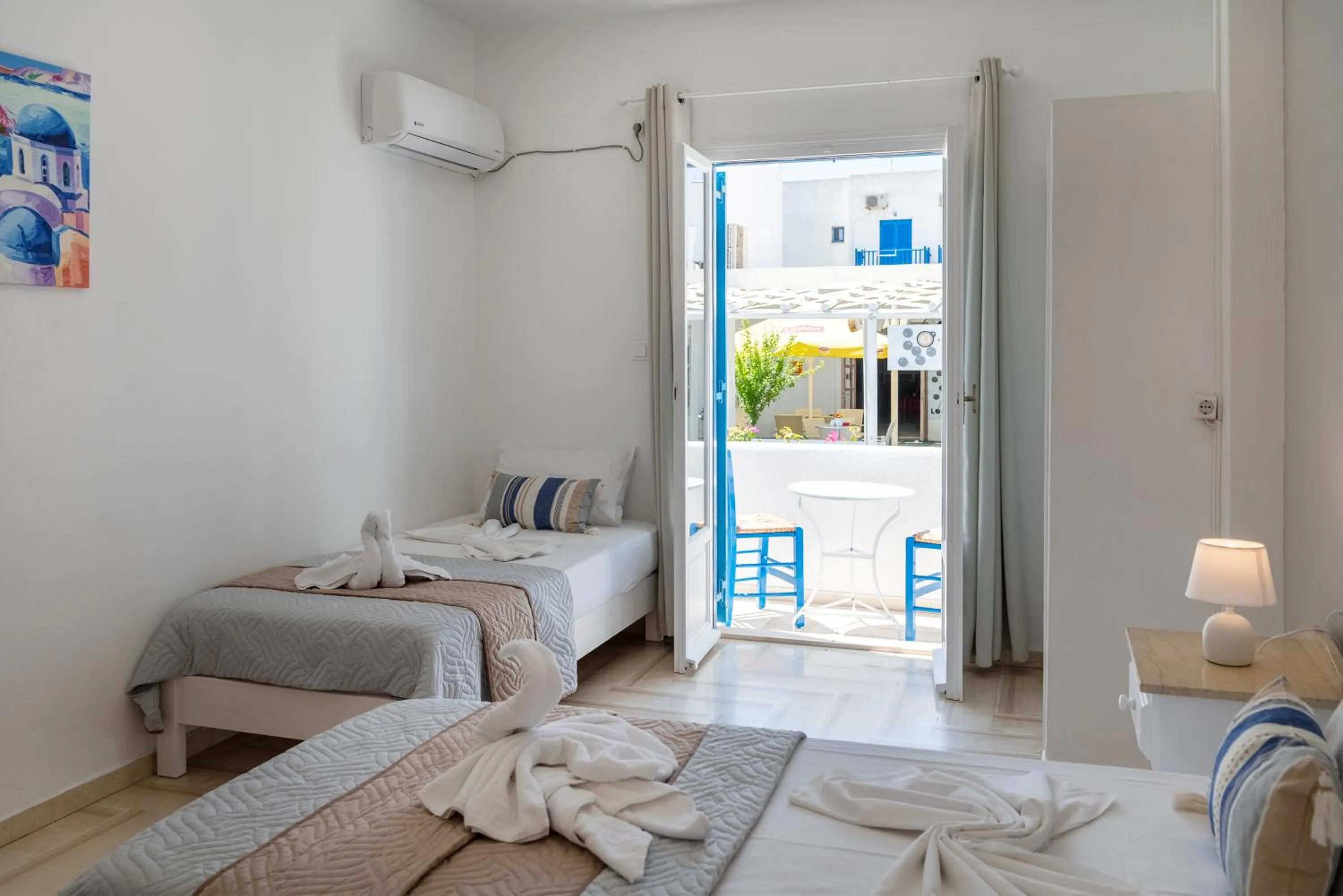 Bedroom, Bed in Ayeri Hotel