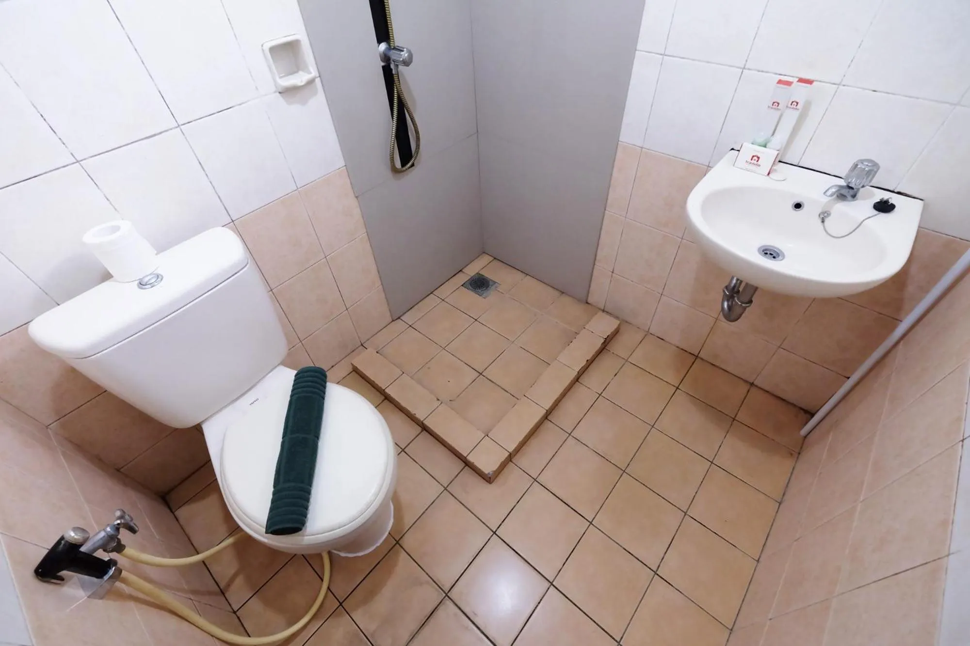 Cozy 2BR Mediterania Palace Kemayoran near to Jiexpo Kemayoran By Travelio